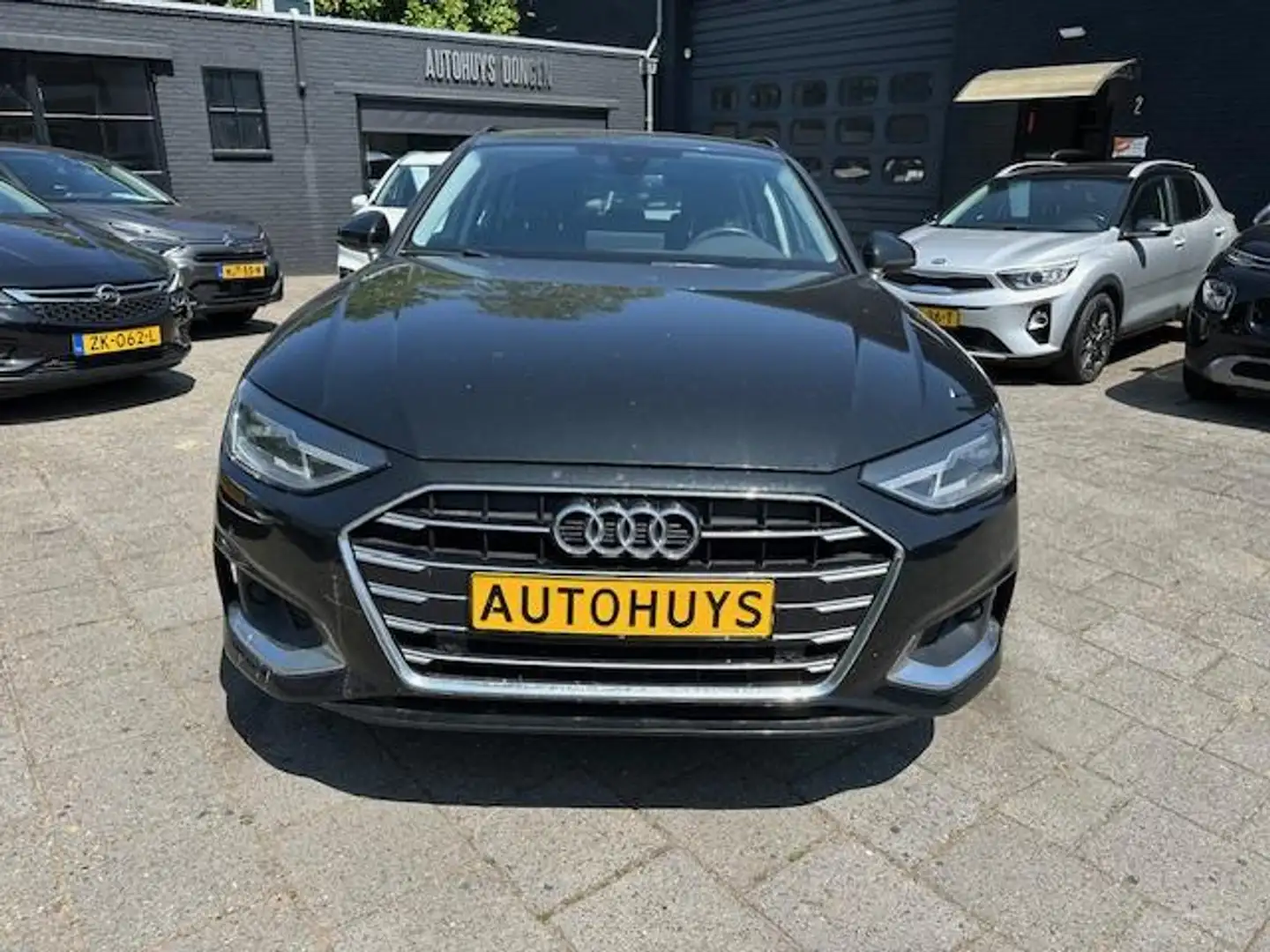 Audi A4 Avant 35 TDI (163pk) Launch edition! Aut! Avant! M Noir - 2