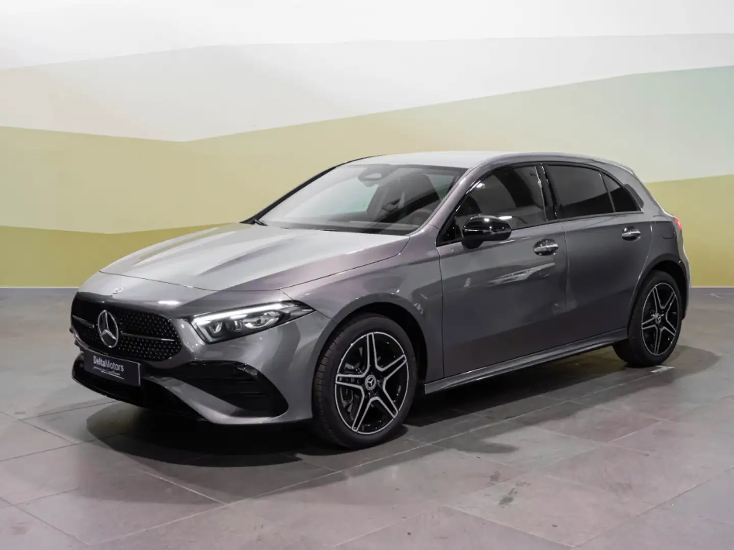 Mercedes-Benz A 250 e con tecnologia ibrida EQ Grigio - 1