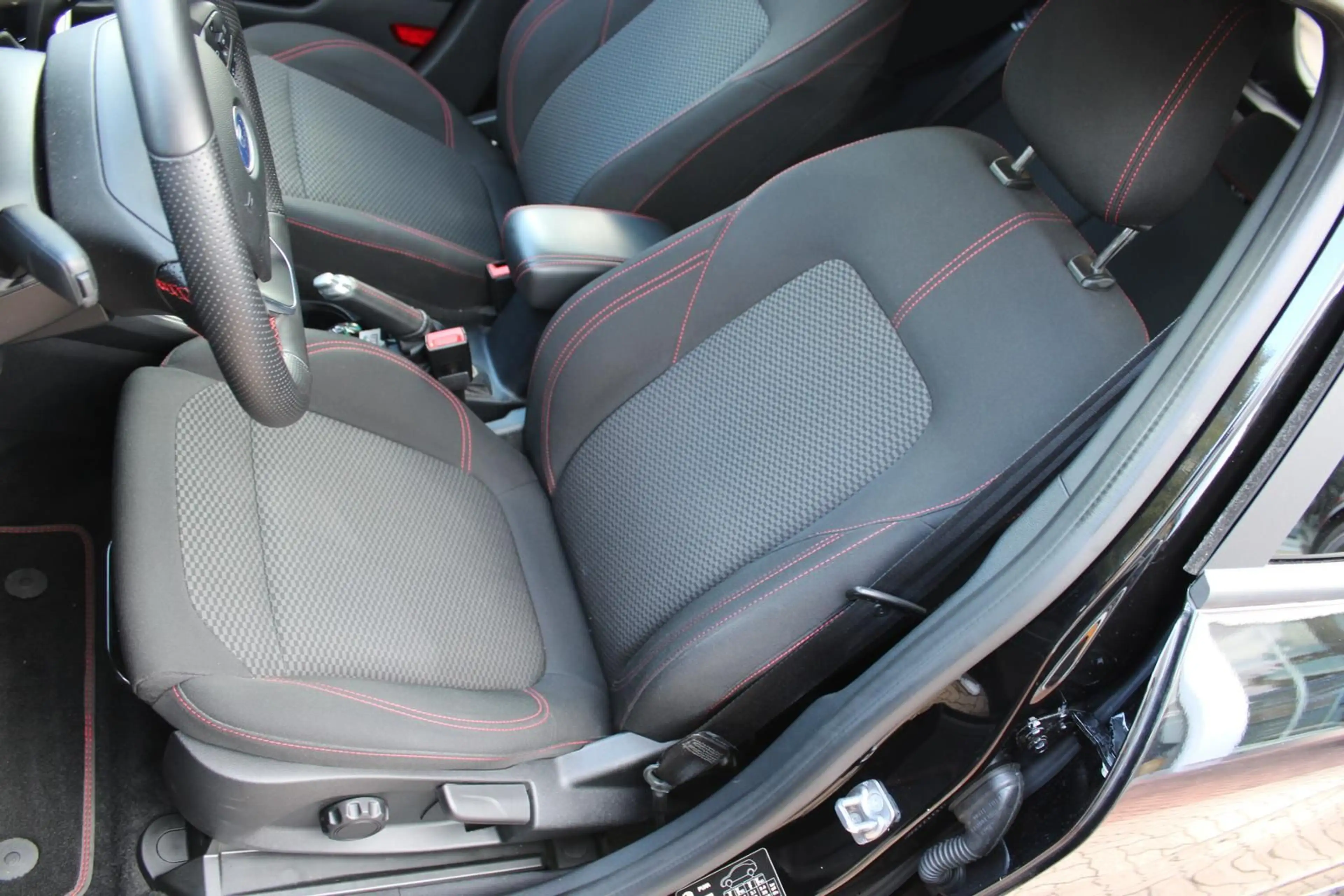 Ford Puma ST-Line 1.0 Winterpaket Ganzjahresreifen — photo 11