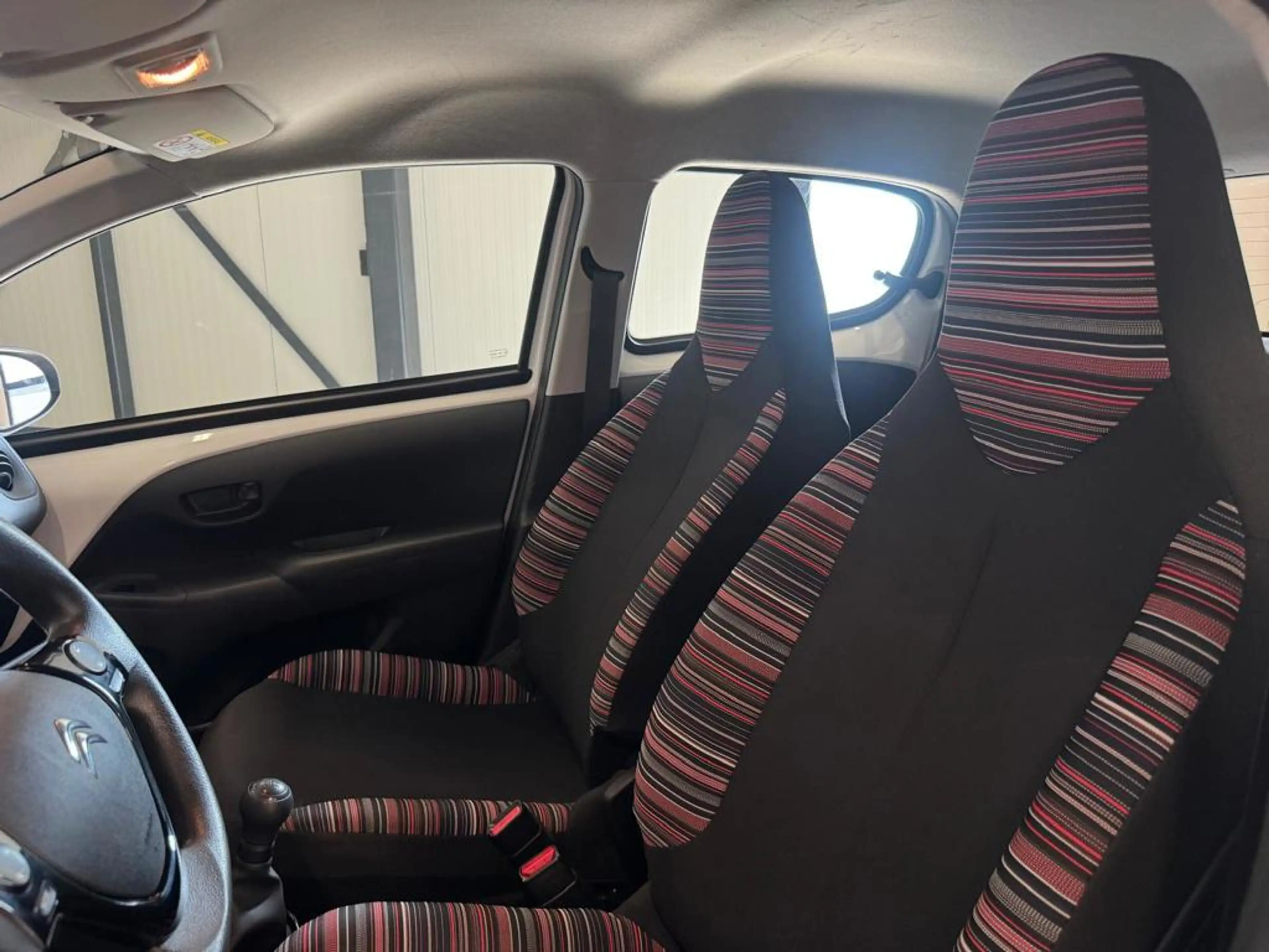 Citroen C1 1.0 VTi Feel — photo 8