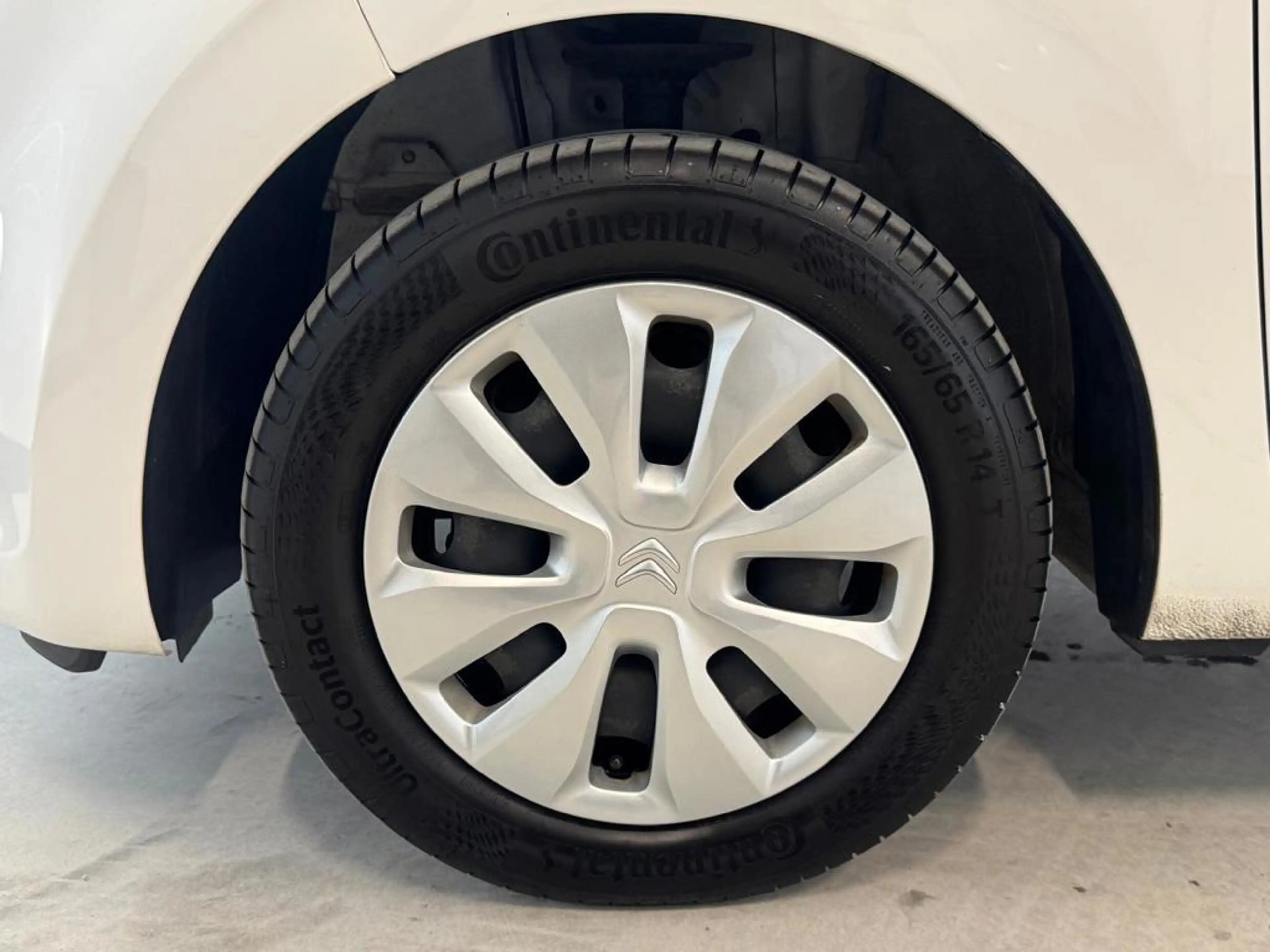 Citroen C1 1.0 VTi Feel — photo 6