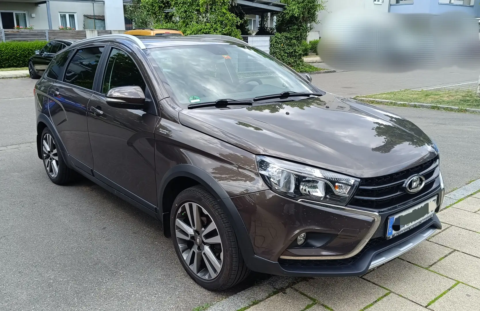 Lada Vesta Vesta SW Cross AMT Luxus Braun - 2