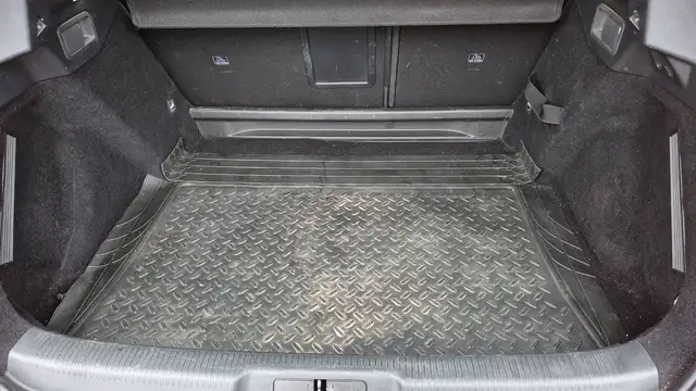 DS Automobiles DS 7 Crossback view 14