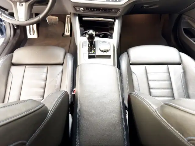 BMW 4 Series view 18