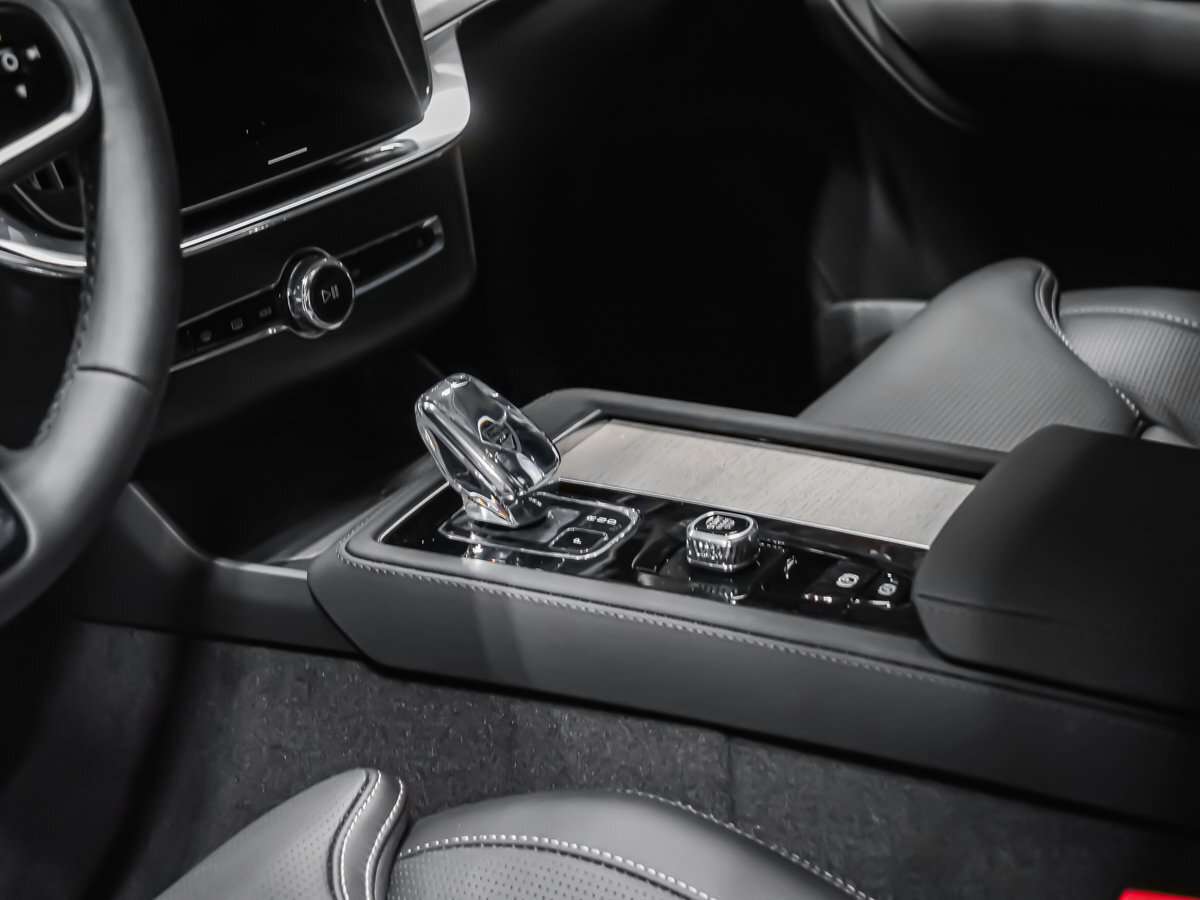 2026 Volvo XC90 Ultra 6-Seater (Bright Theme) thumb 8