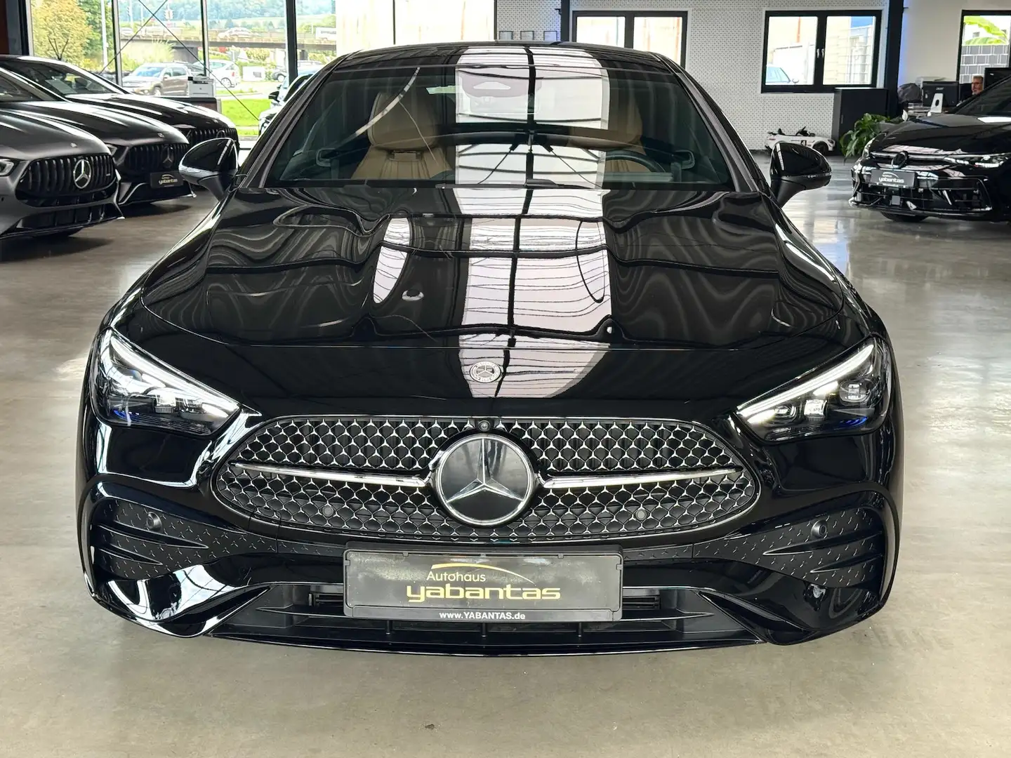 Mercedes-Benz CLE 300 4MAMG Line Premium Night Pano 360°-K IHC+ KEYLESS- Noir - 2