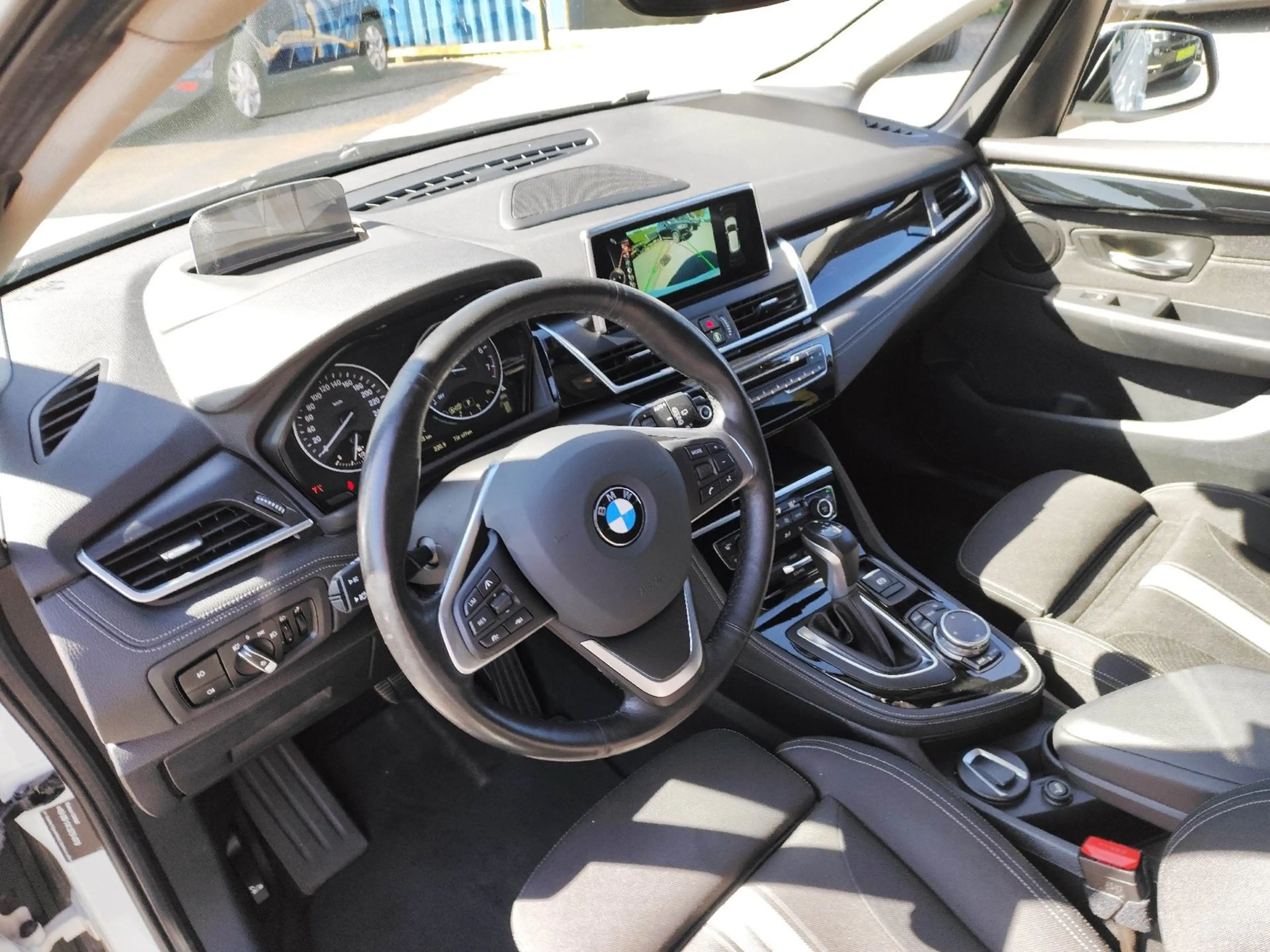 BMW 220 i Active Tourer *LED*ATM*NAVI*PDC*AHK* — photo 16