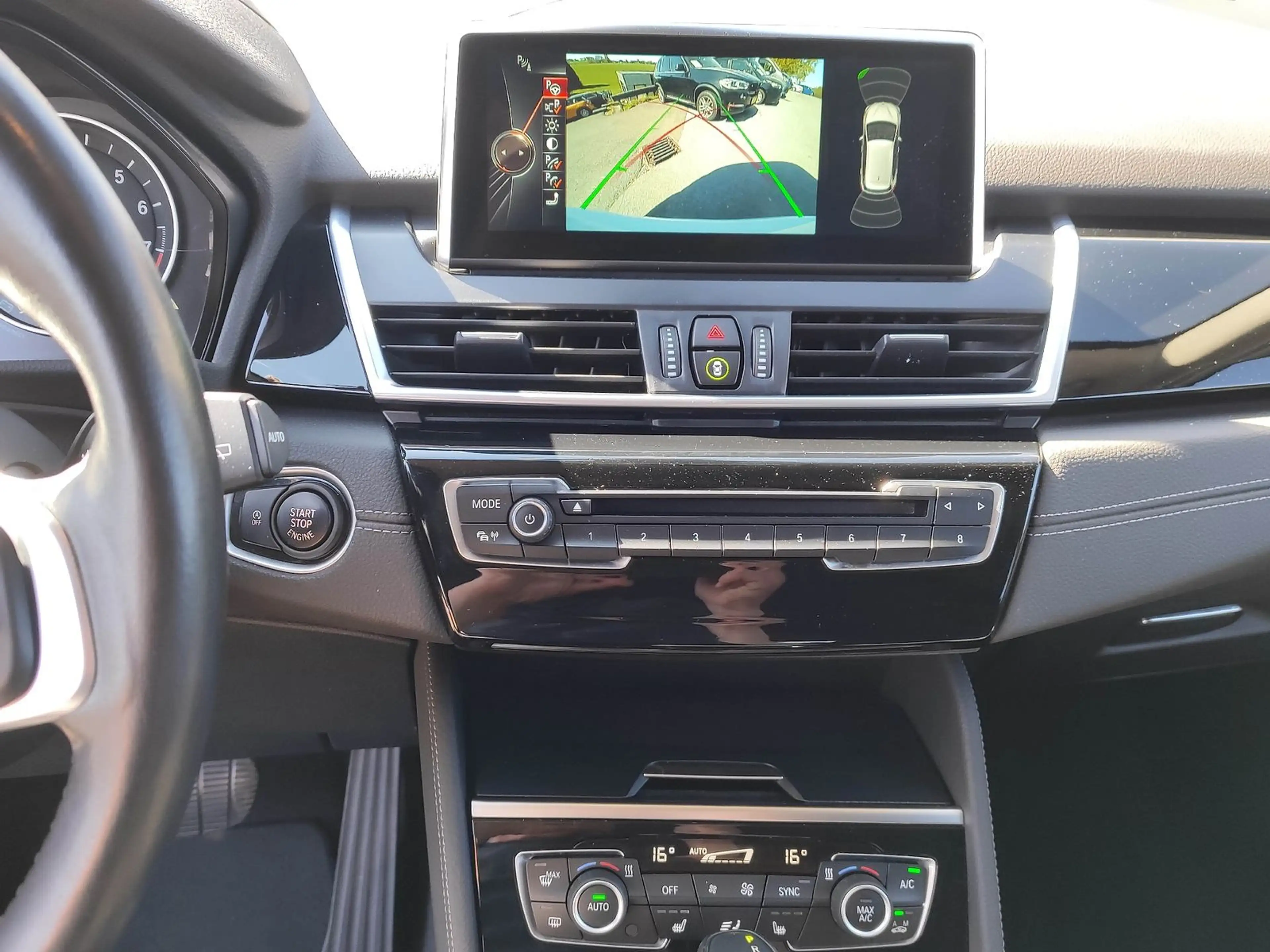 BMW 220 i Active Tourer *LED*ATM*NAVI*PDC*AHK* — photo 22