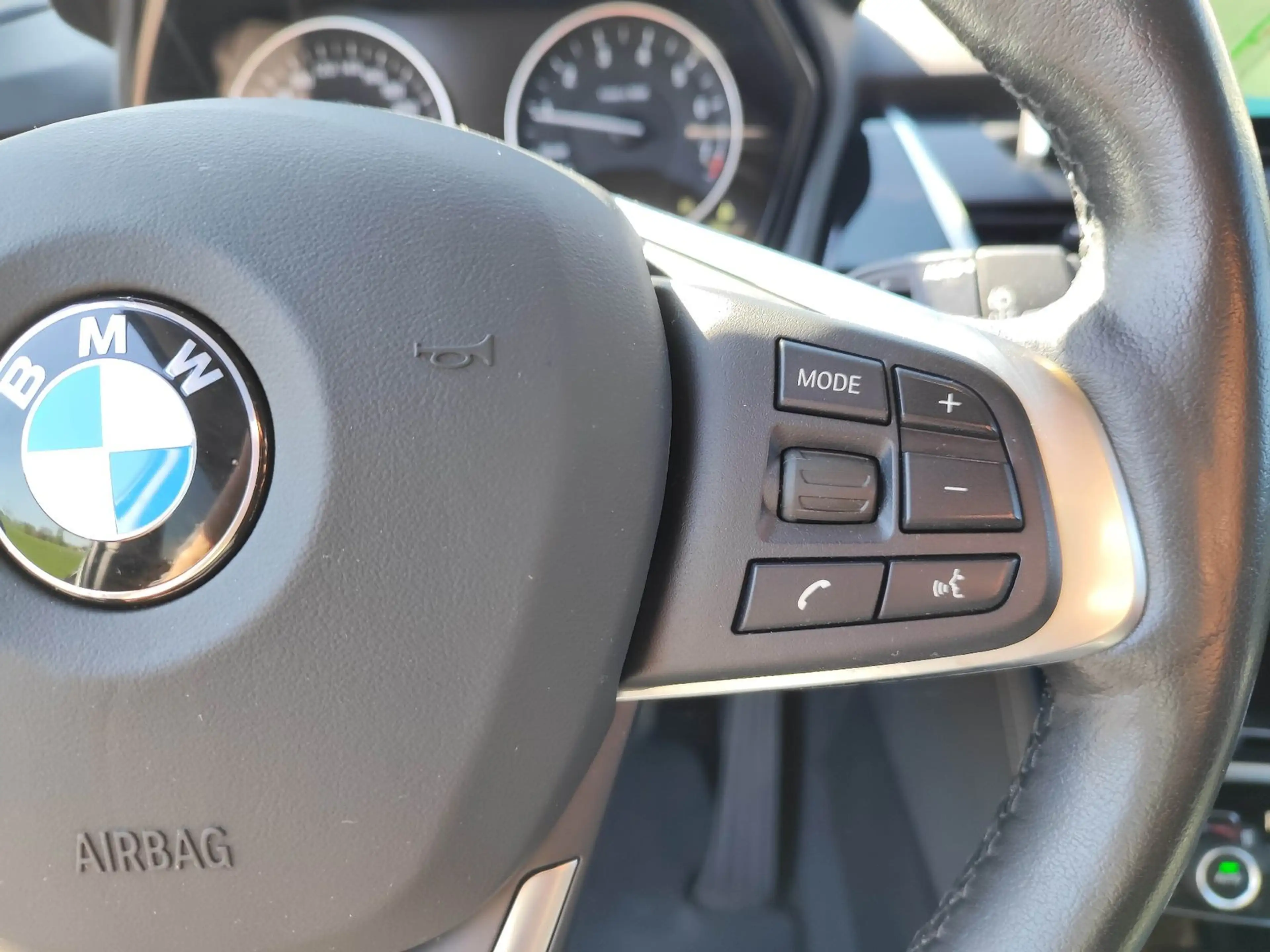 BMW 220 i Active Tourer *LED*ATM*NAVI*PDC*AHK* — photo 21