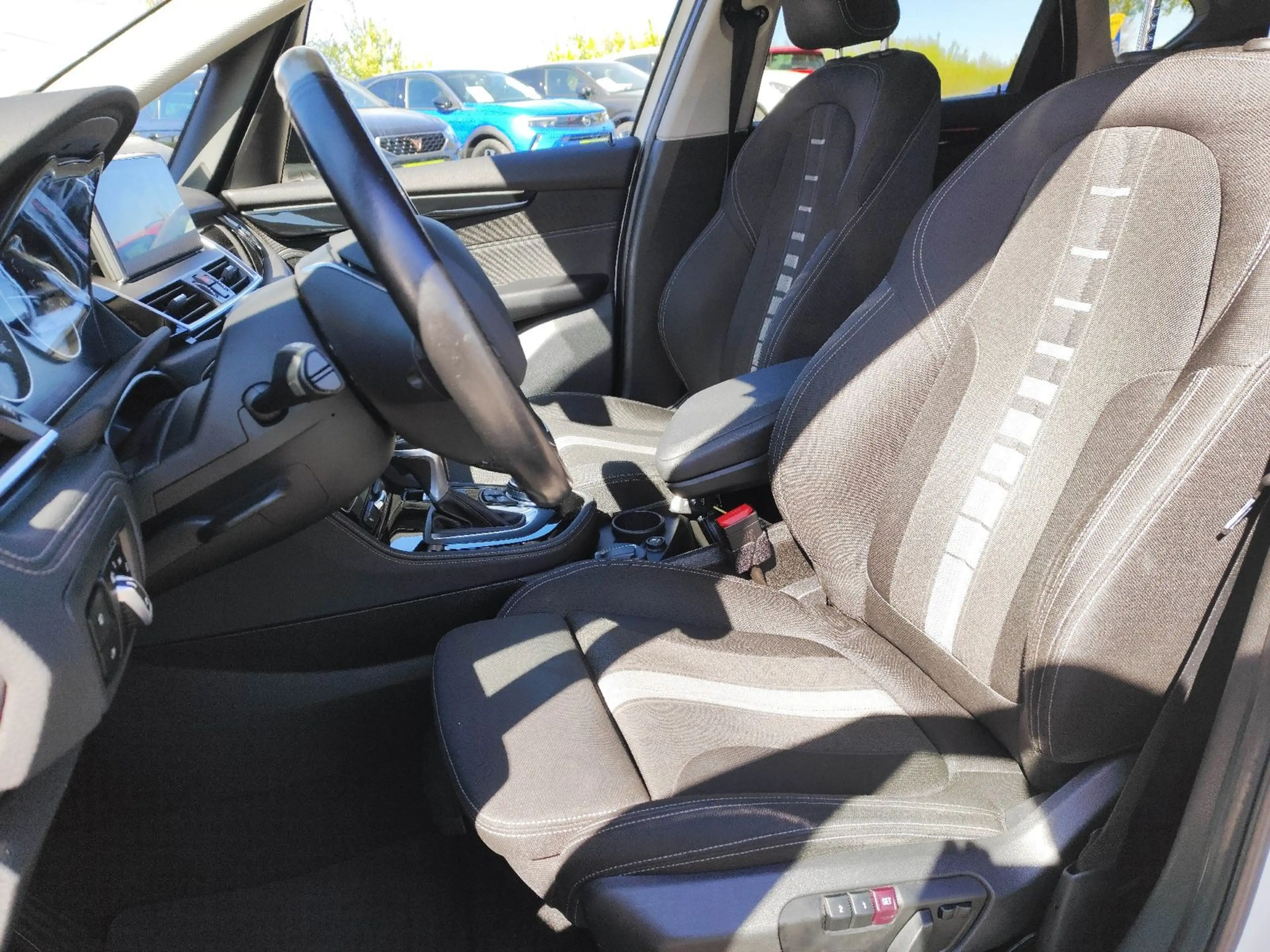BMW 220 i Active Tourer *LED*ATM*NAVI*PDC*AHK* — photo 15