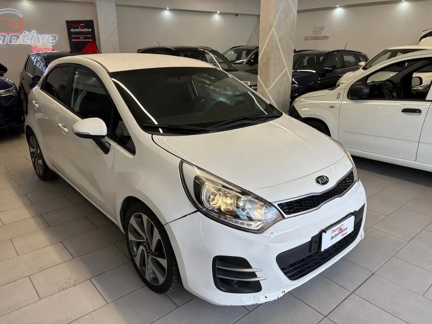 Kia Rio Rio III 2011 5p 1.4 crdi Cool Collection *UNIPRO* - 1