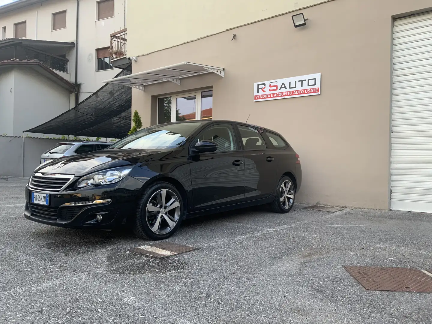 Peugeot 308 SW 1.6 bluehdi Active s&s 100cv Zwart - 2