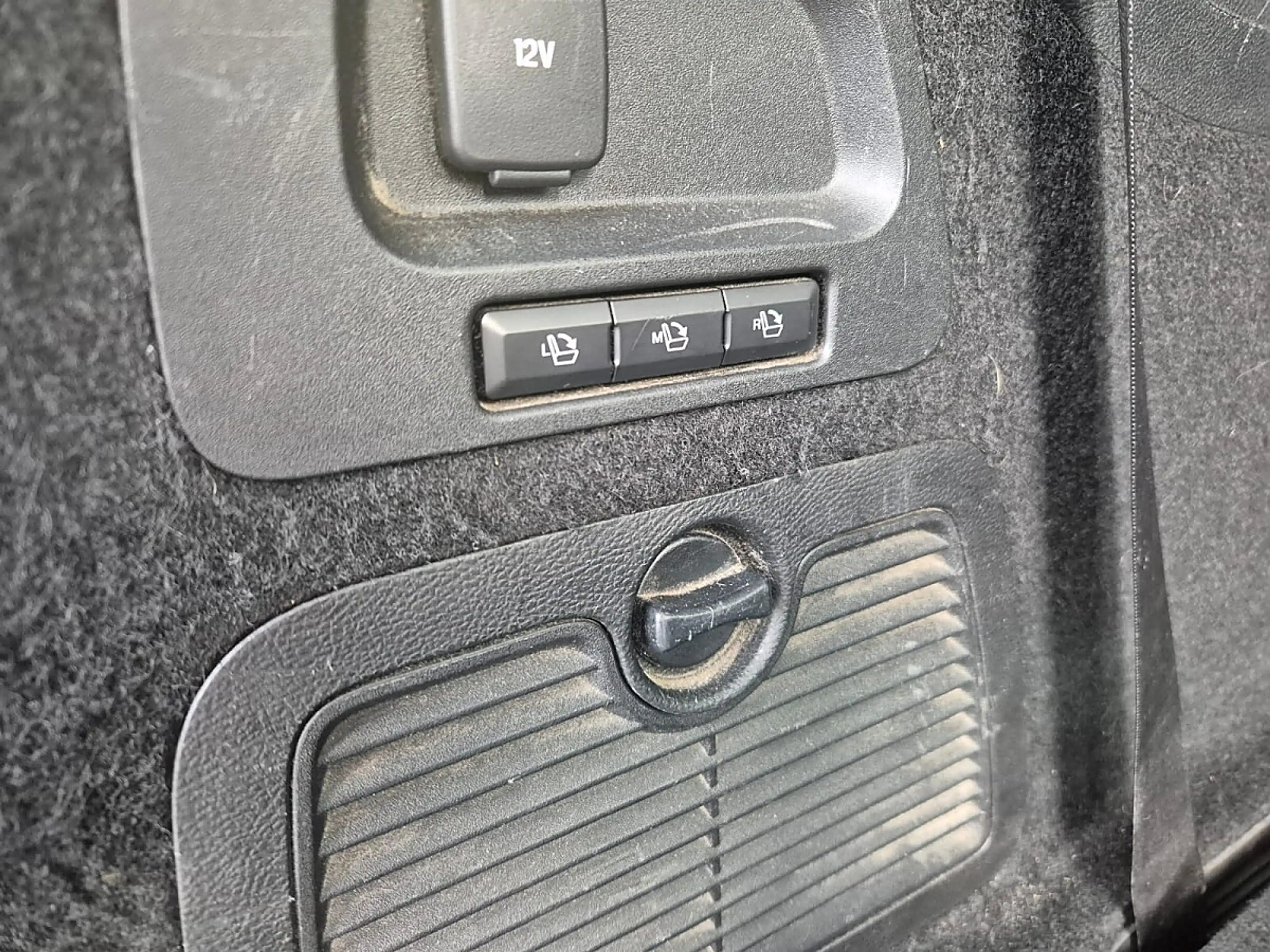 Ford Galaxy 2,0 **Allrad*7Sitze** — photo 14