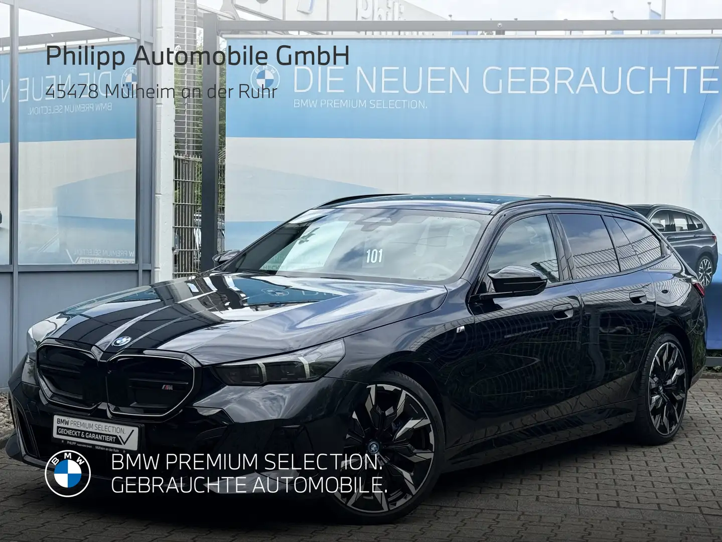 BMW i5 M60 xDrive Tou M Sport Pro AHK Autobahnas B&W Černá - 2