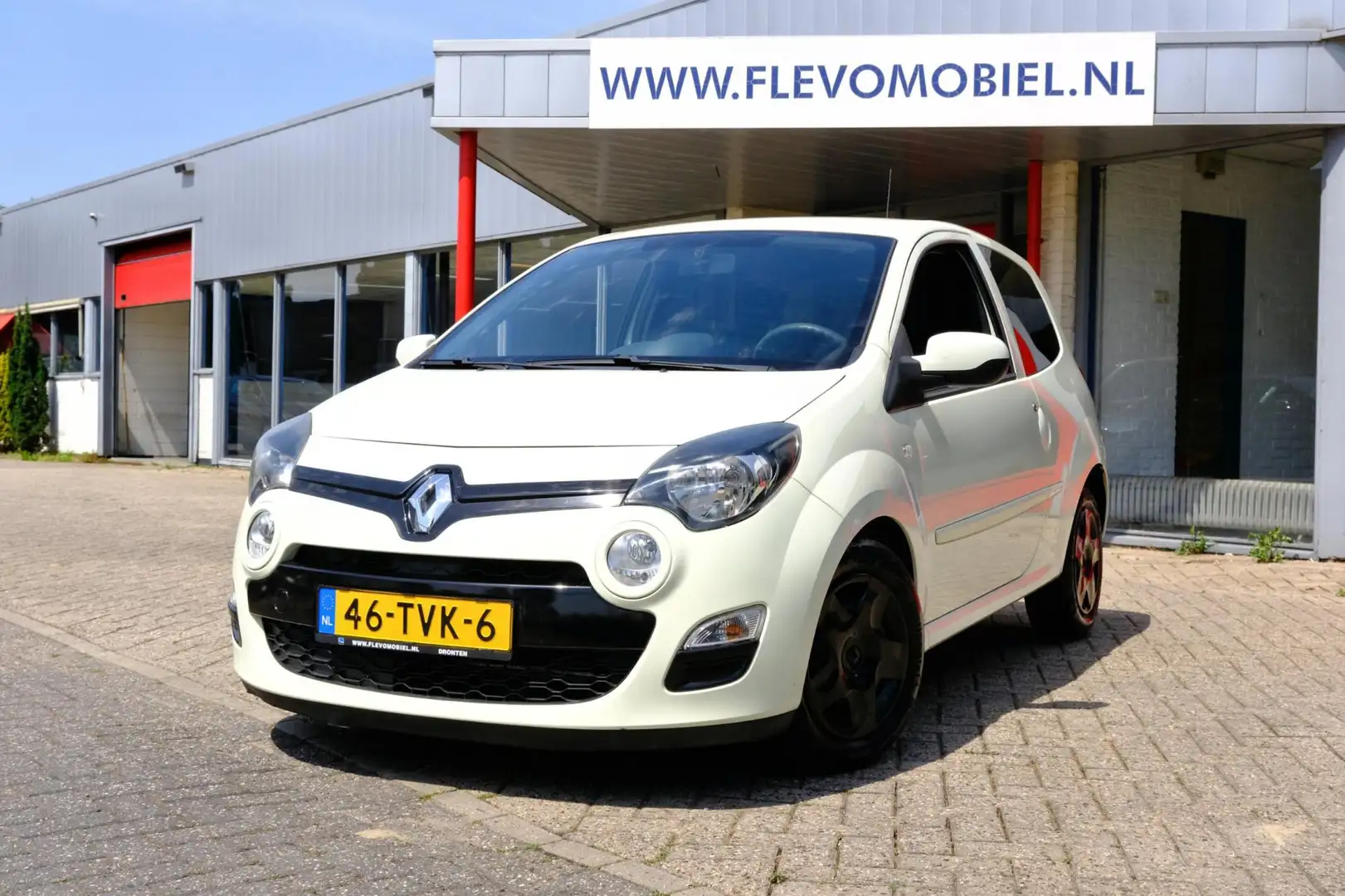 Renault Twingo 1.2 16V Collection Airco Geel - 1