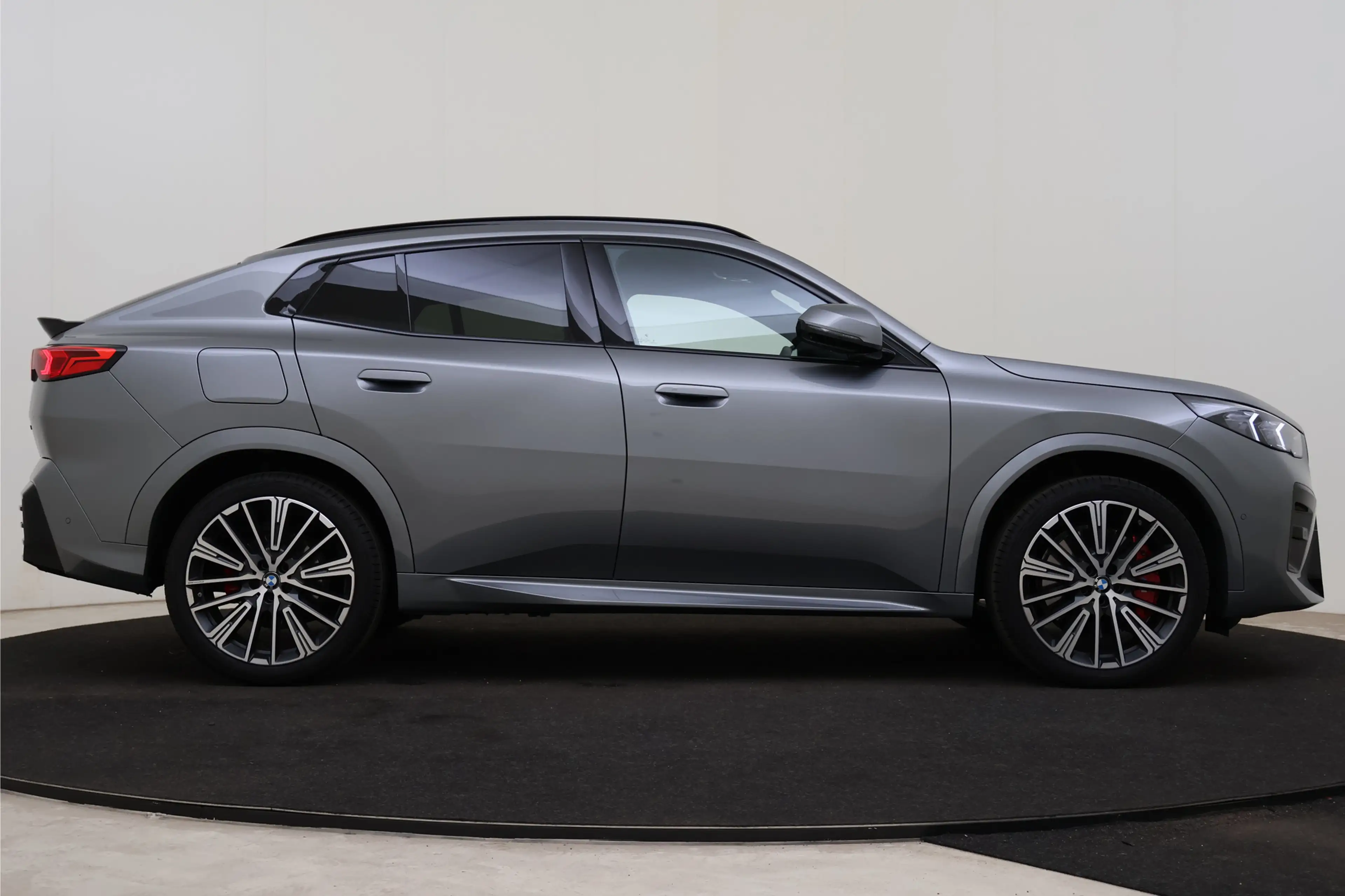 BMW X2 sDrive20i M Sport Automaat / Trekhaak / Panoramada — photo 7