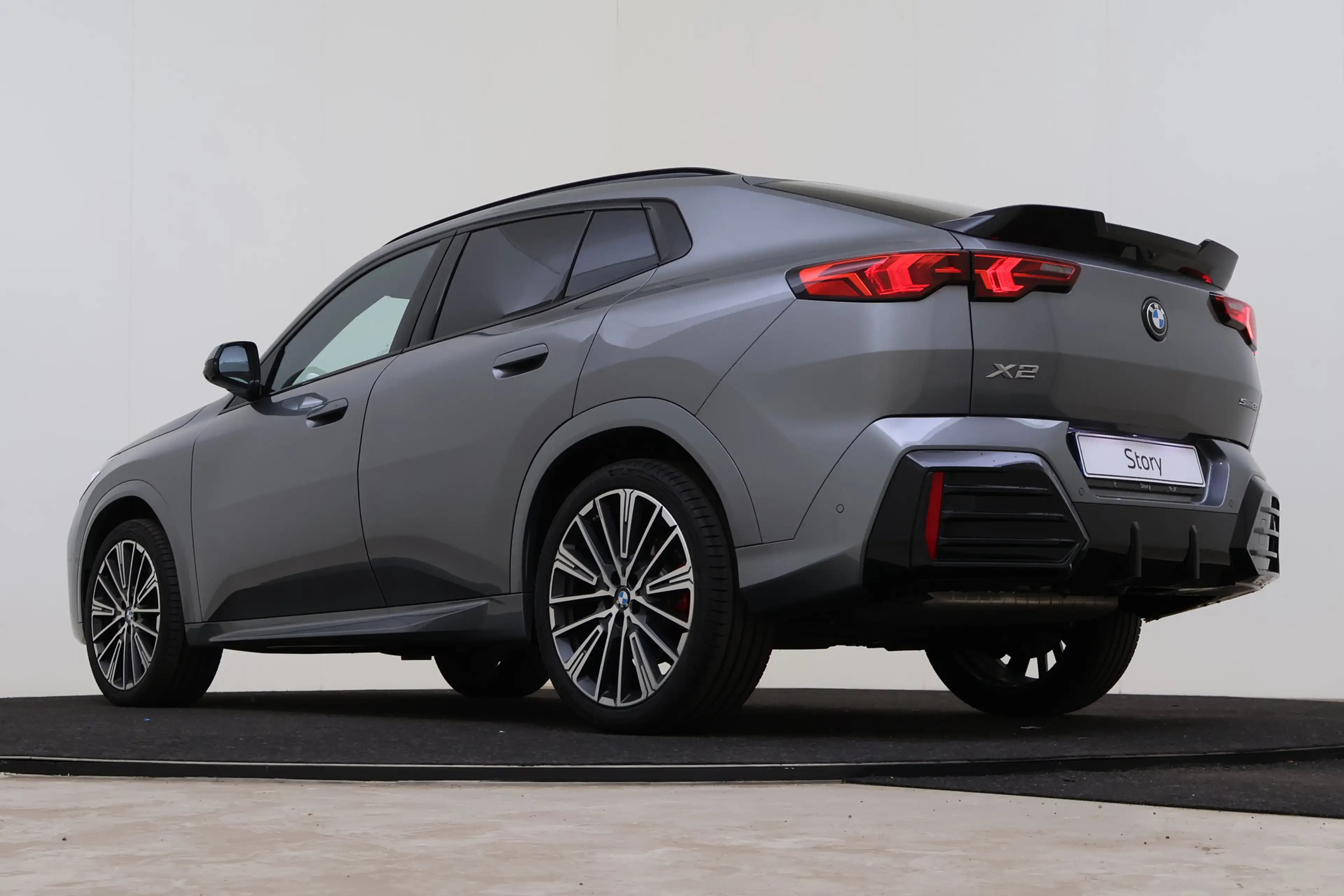BMW X2 sDrive20i M Sport Automaat / Trekhaak / Panoramada — photo 11