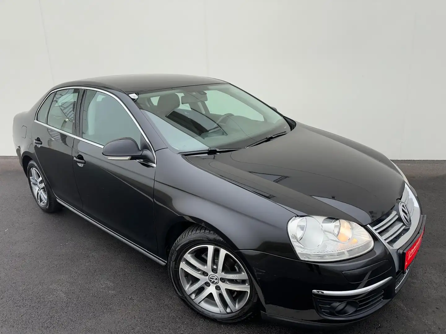 Volkswagen Jetta Sportline 1,9TDI // 160TKM // TOP ZUSTAND // KREDI Nero - 2