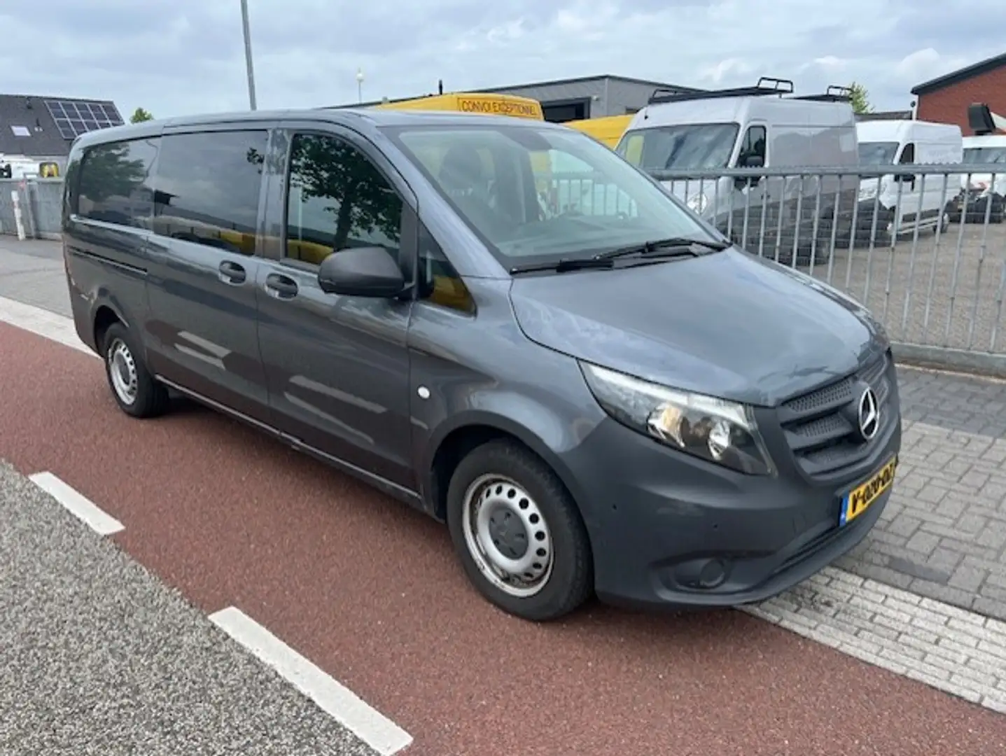 Mercedes-Benz Vito 111 CDI Extra Lang DC 5P AIRCO KLIMA EURO6 Gris - 1
