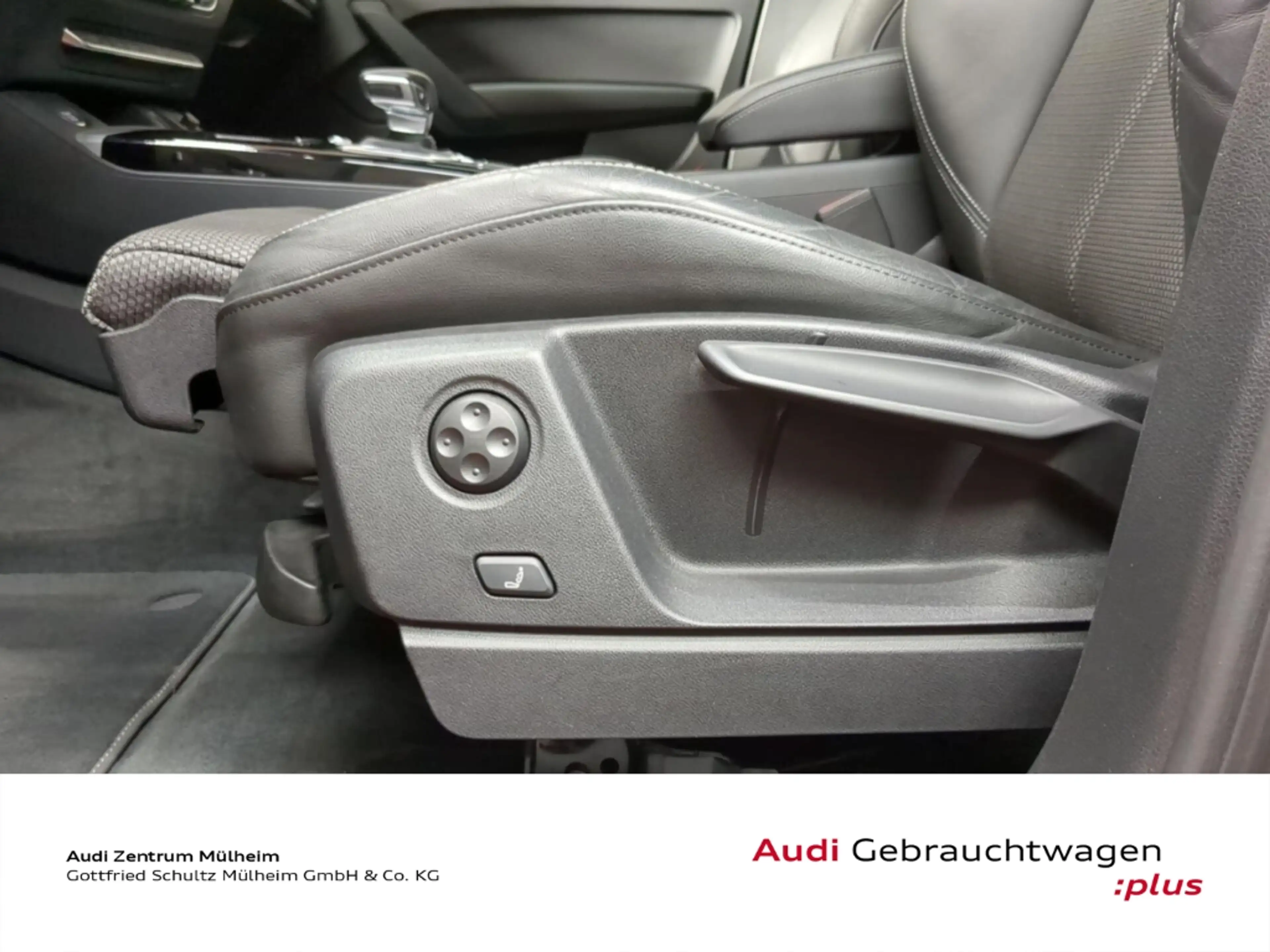Audi Q5 50 TFSI e quattro S-Line LED Navi AHK — photo 13