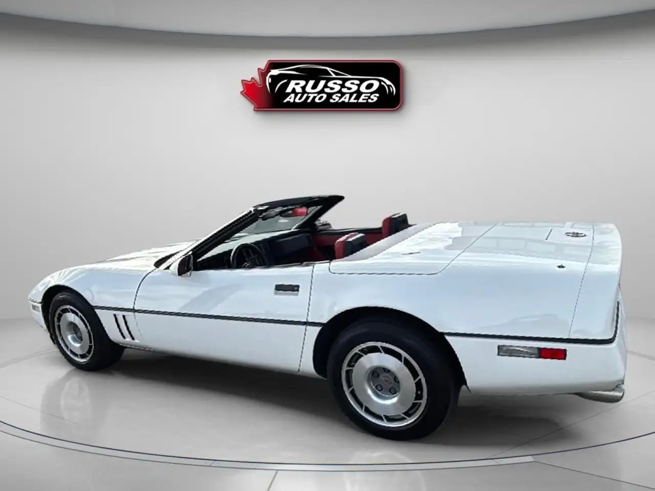 Chevrolet Corvette снимка Chevrolet Corvette