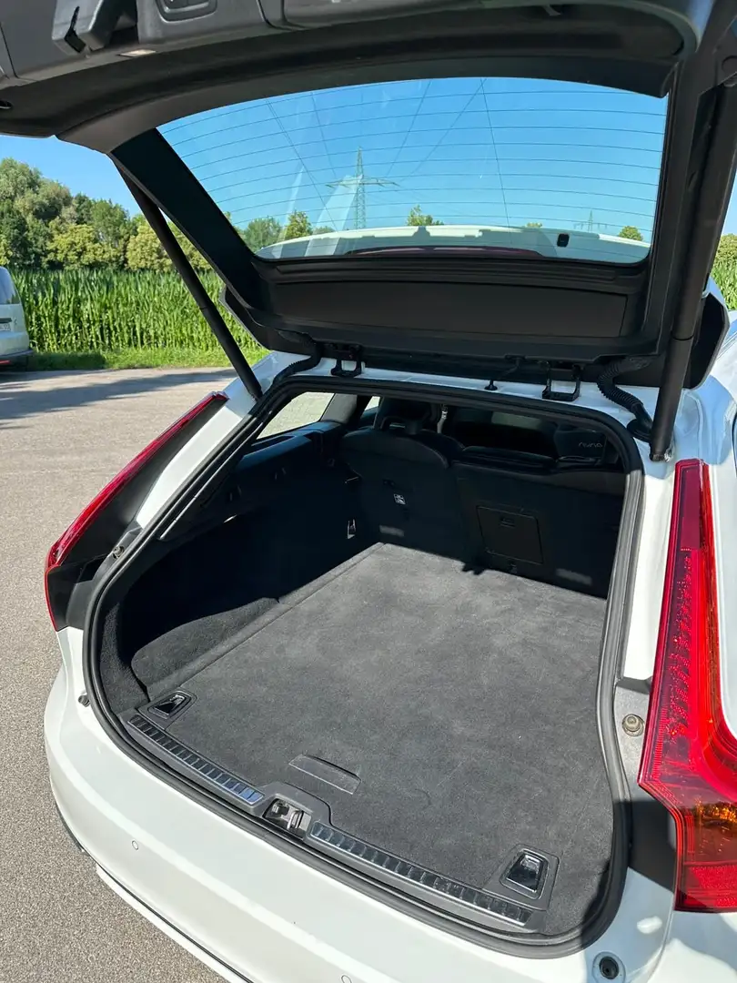 Volvo V90 T4 Geartronic R Design Weiß - 2