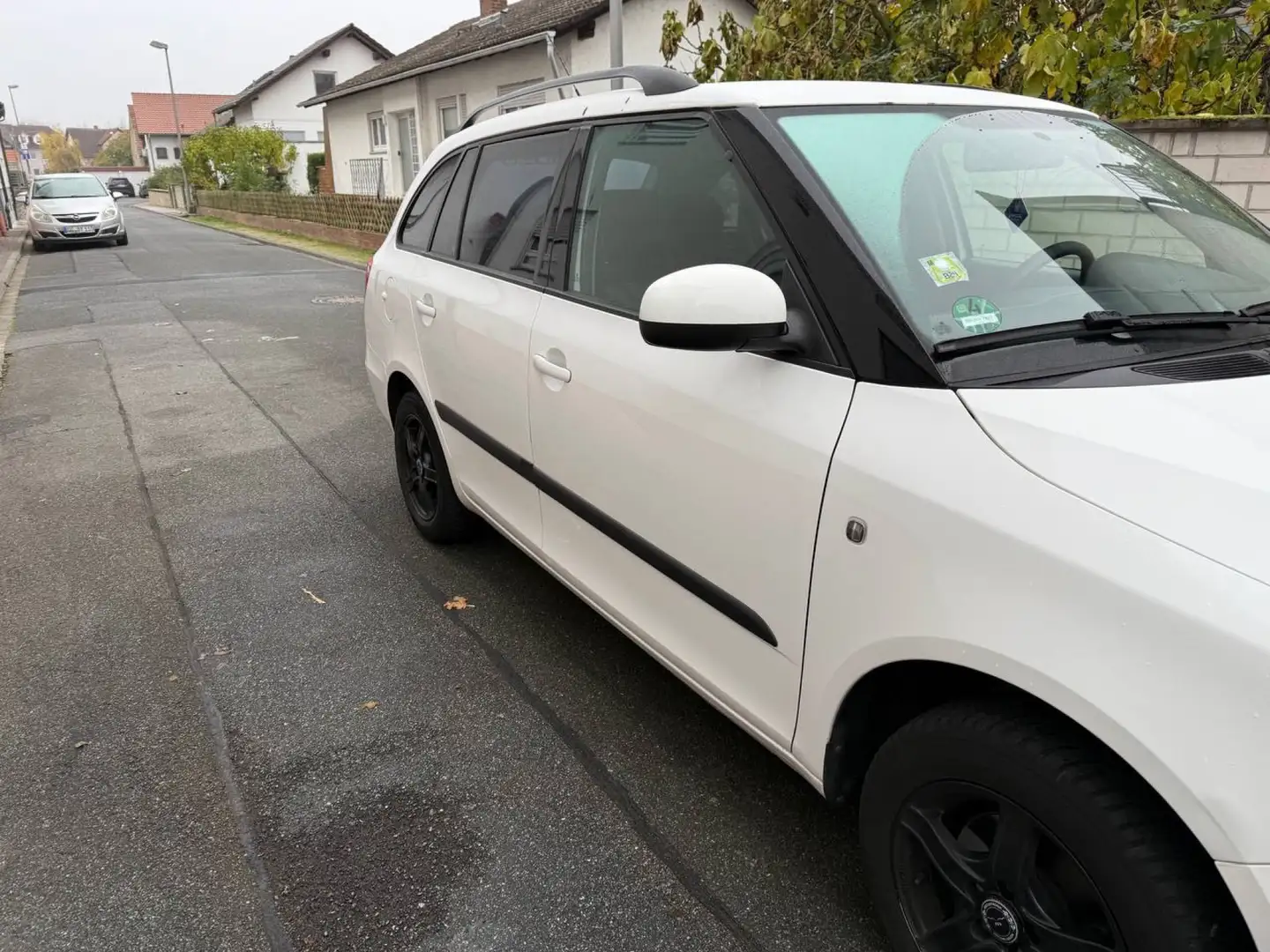 Skoda Fabia 1.2 HTP Combi Sport - 2