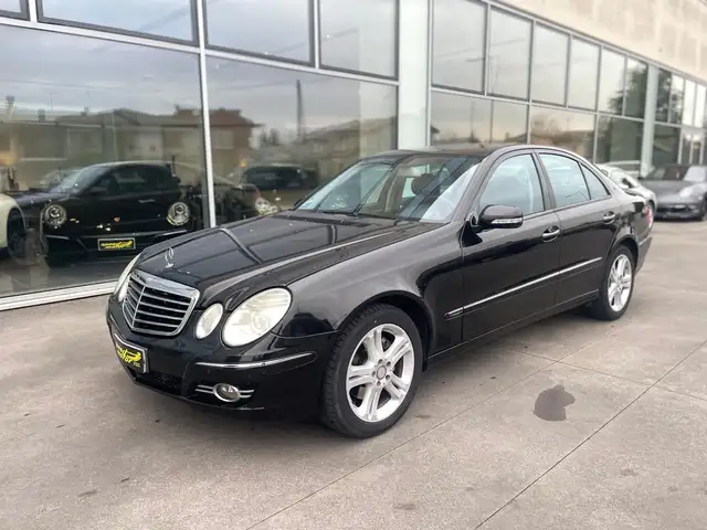 Mercedes-Benz E 320 E 320 cdi V6 Avantgarde