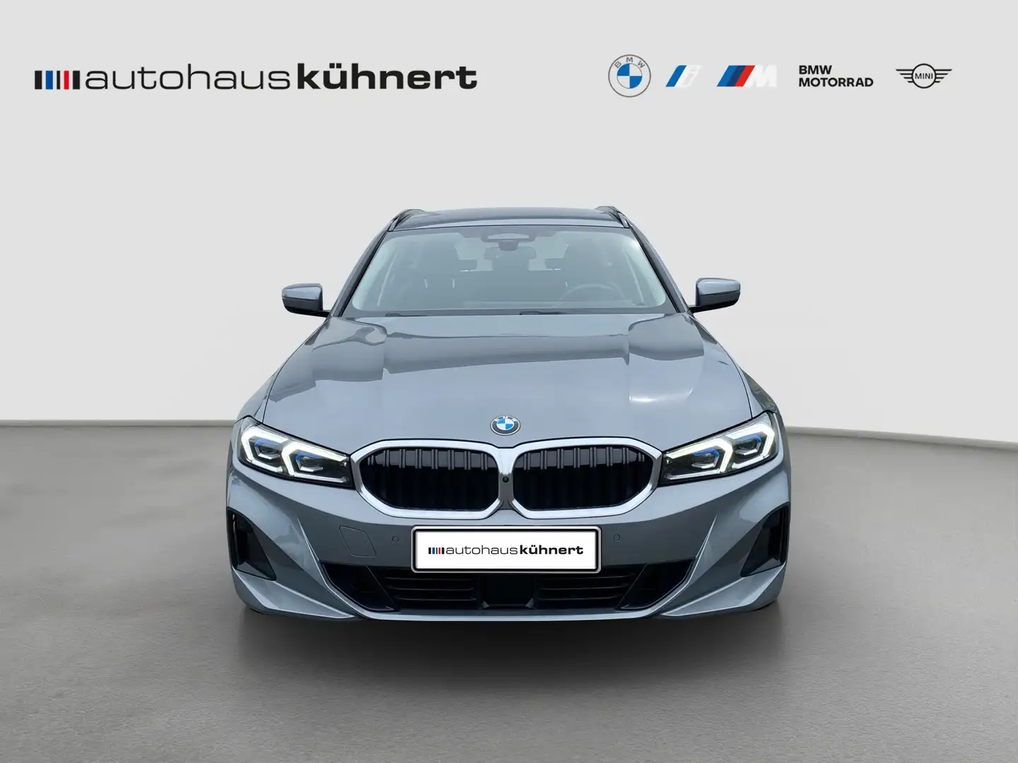 BMW 318 i Touring ACC HUD SpurAss 360° AHK HiFi Navi Grigio - 2
