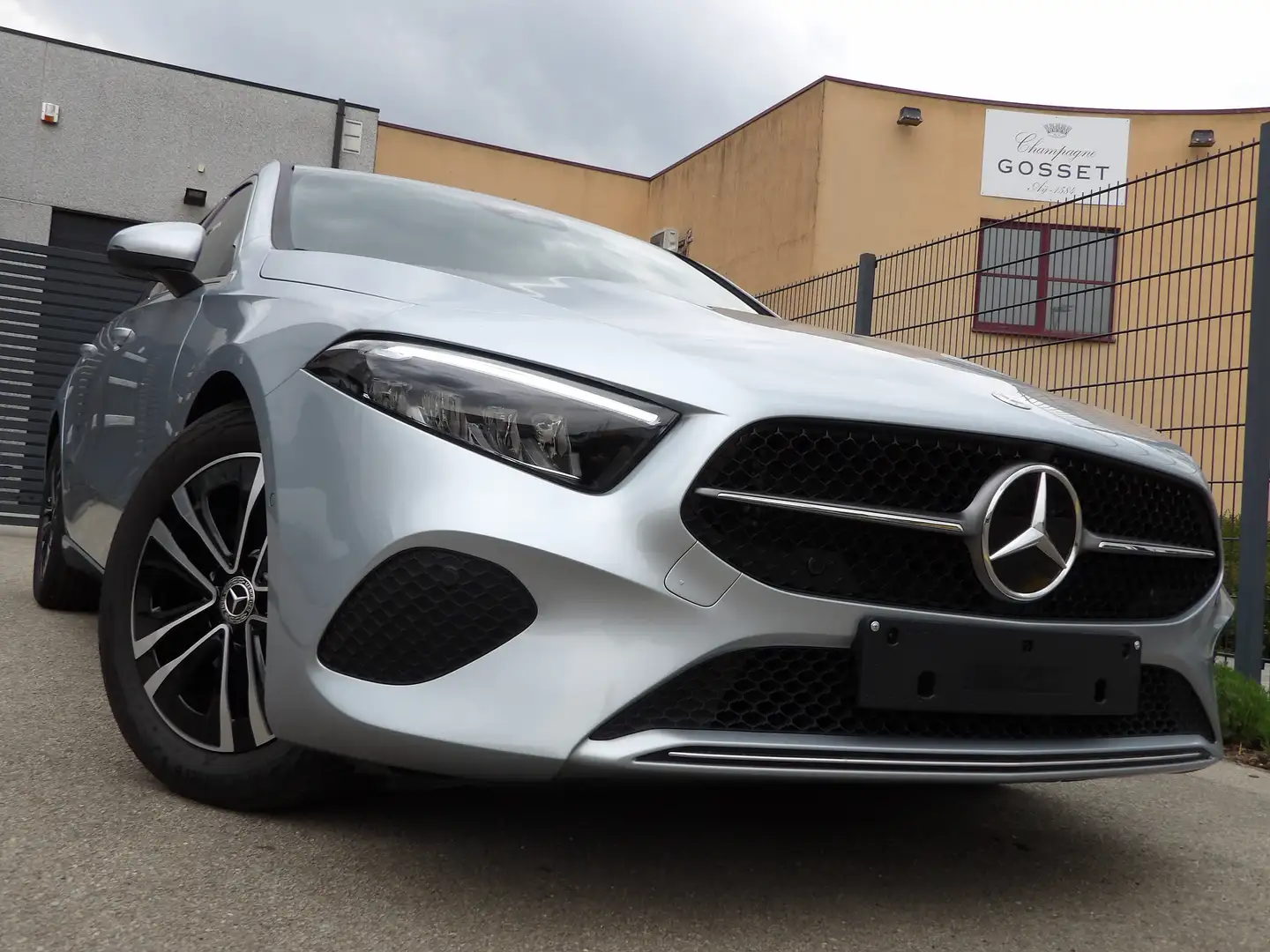 Mercedes-Benz A 180 Cyber Edition - Progressive Line - !nieuw! Gri - 2