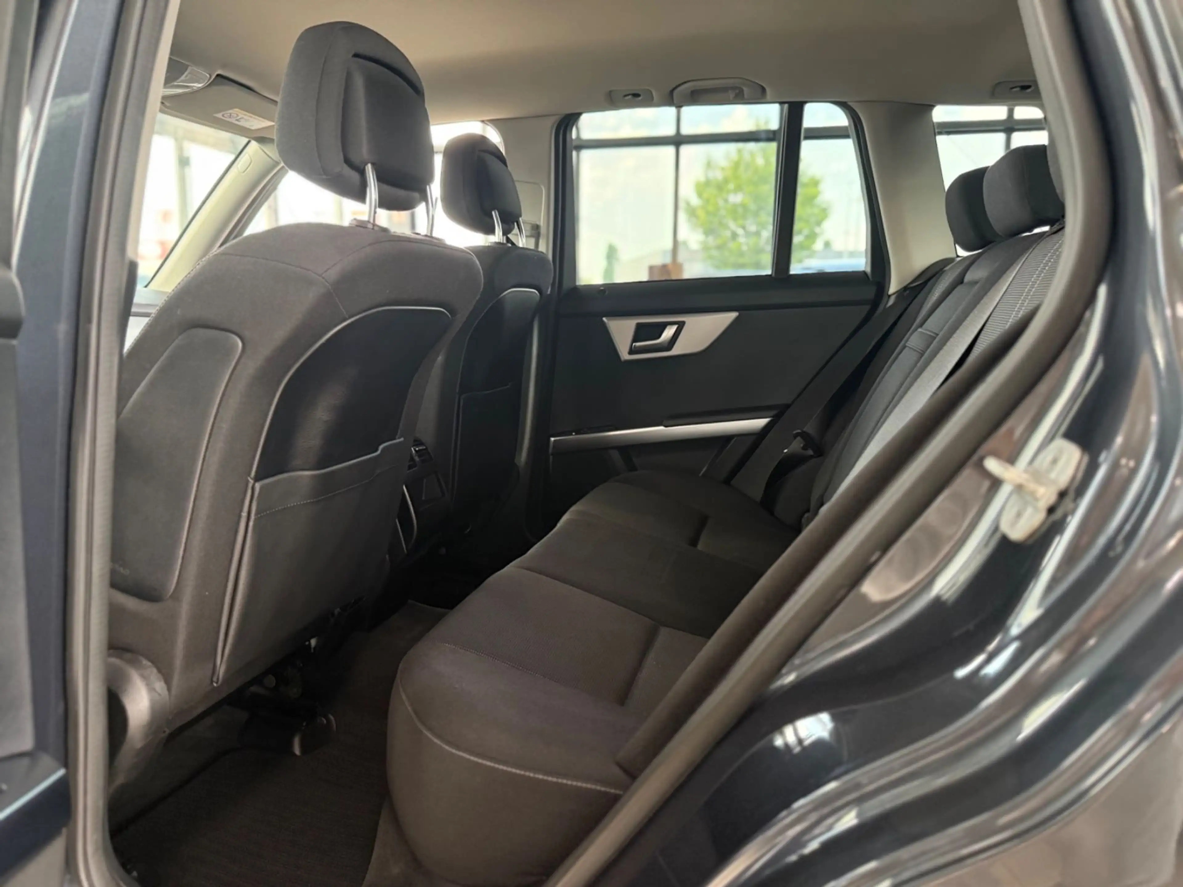 Mercedes-Benz GLK 200 Premium — photo 15