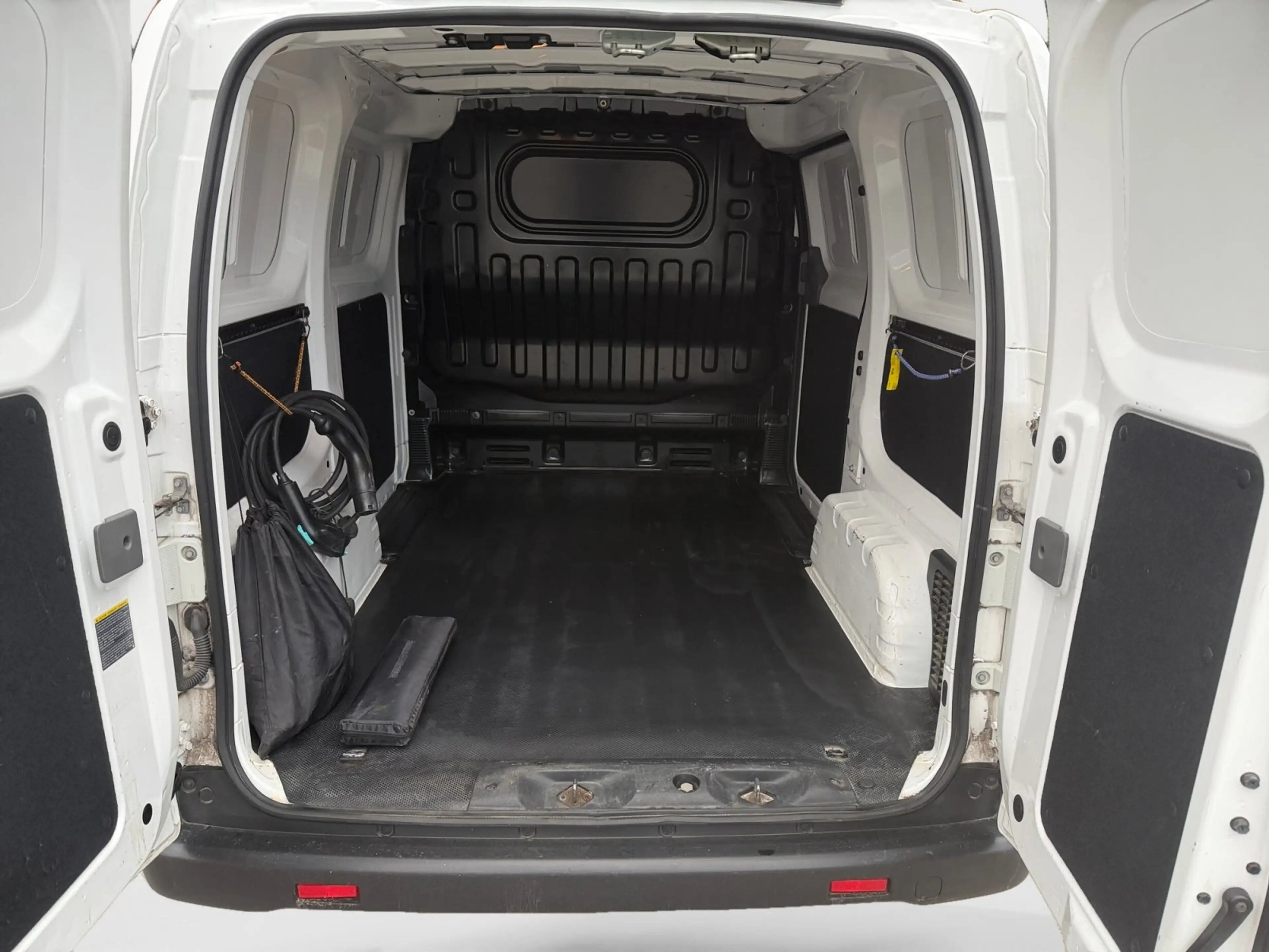 Nissan Evalia e-Kasten Premium — photo 13