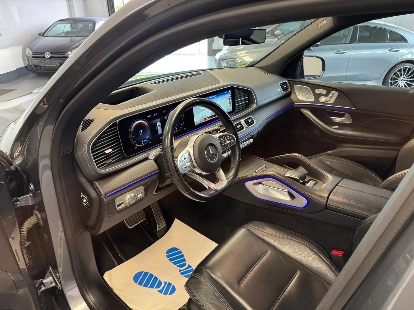 Mercedes-Benz GLE 400 D*AMG-LINE*LEDER*PANO*HUD*AHK*DISTR*CAM* Šedá - 2