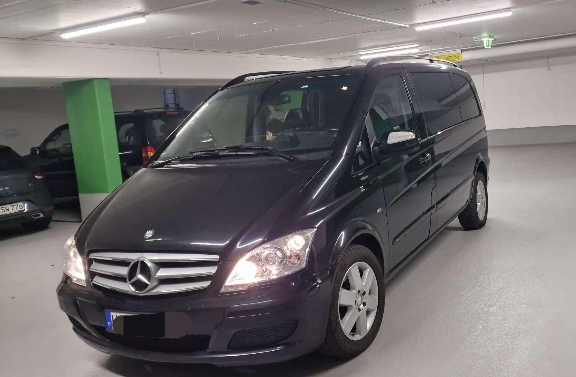 Second hand Mercedes Benz Viano 3.0