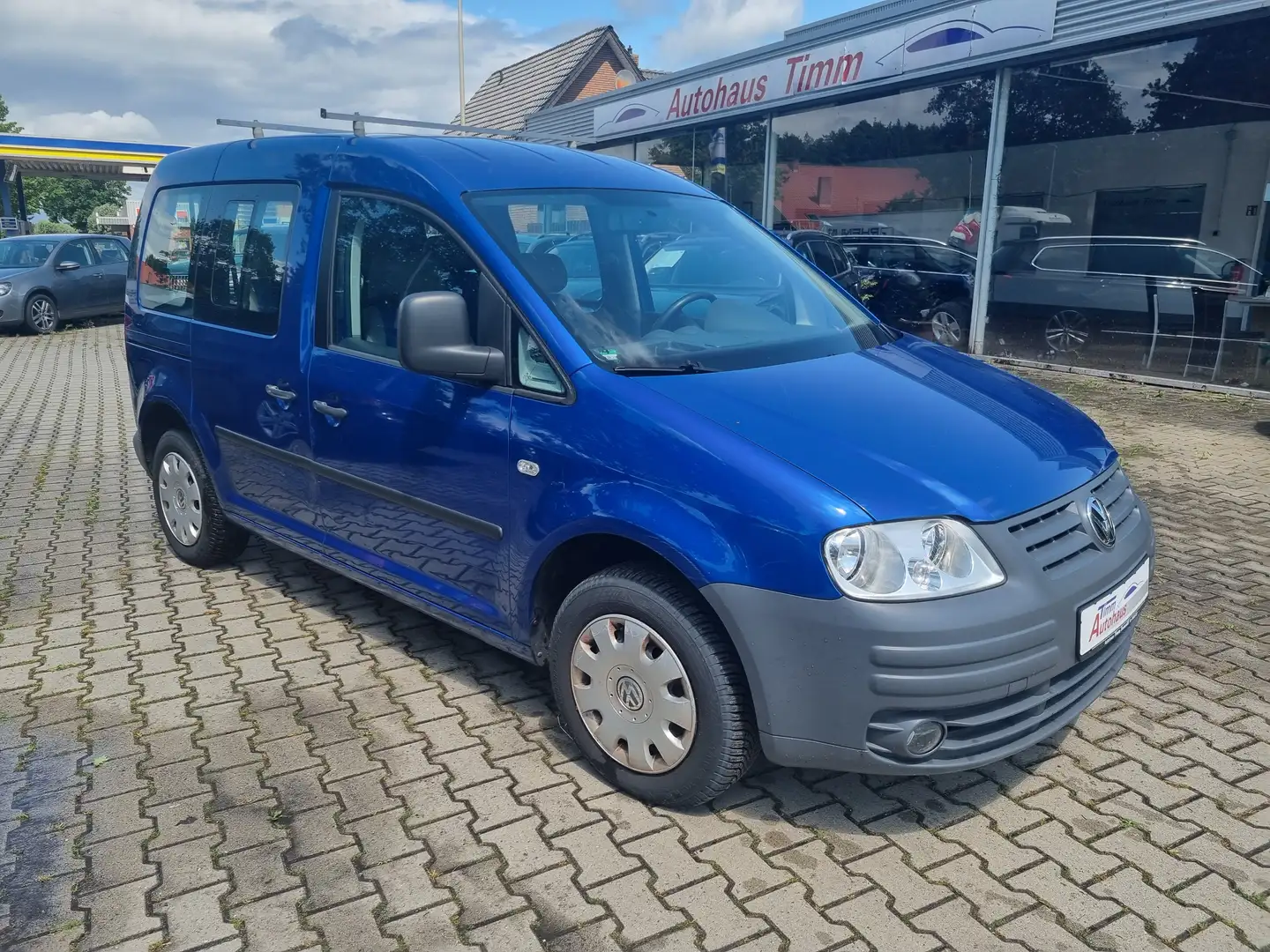 Volkswagen Caddy 1.9 TDI DSG Life (7-Si.) mit Klima und AHK Blau - 1