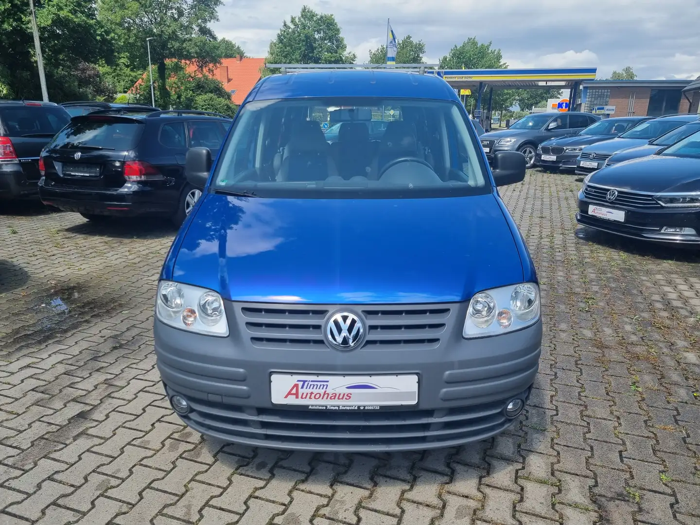 Volkswagen Caddy 1.9 TDI DSG Life (7-Si.) mit Klima und AHK Blau - 2