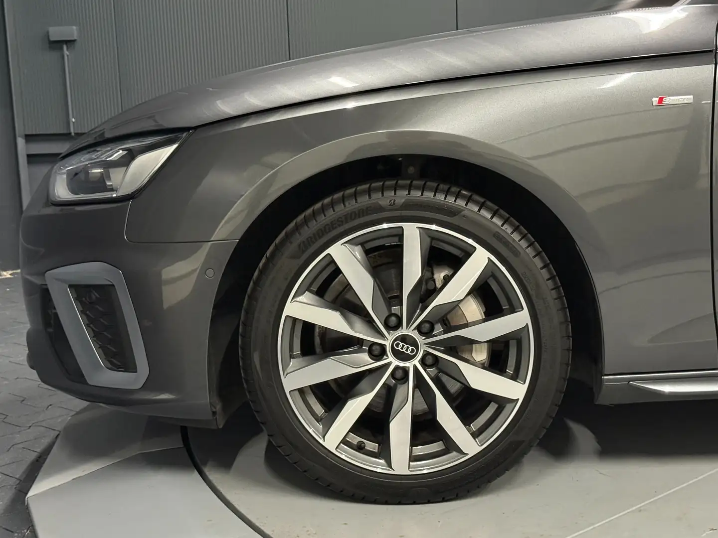 Audi A4 Avant 40 TDI quattro S-Line *PANORAMA*LEDER/Braun* Grijs - 2