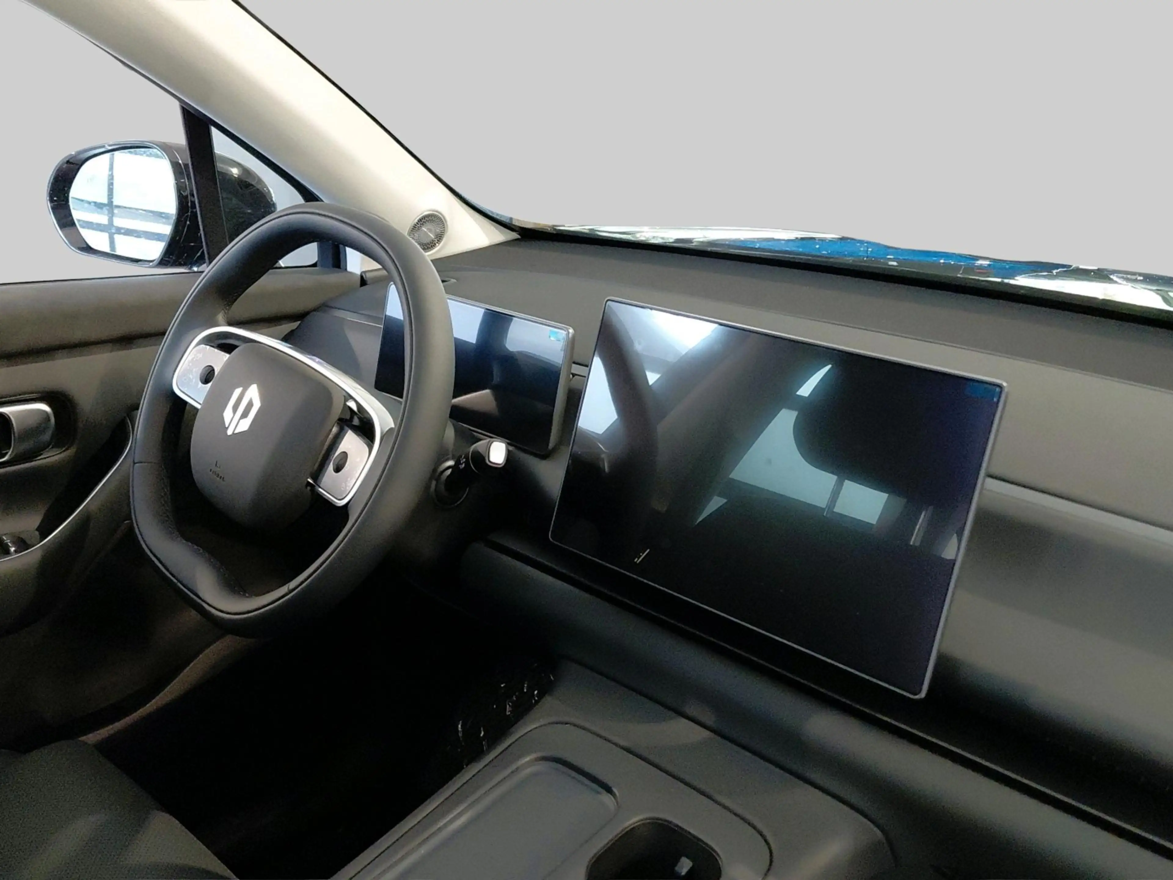 Leapmotor C10 Design REEV 28.4 kWh | Achterbank in delen neerkla — photo 13