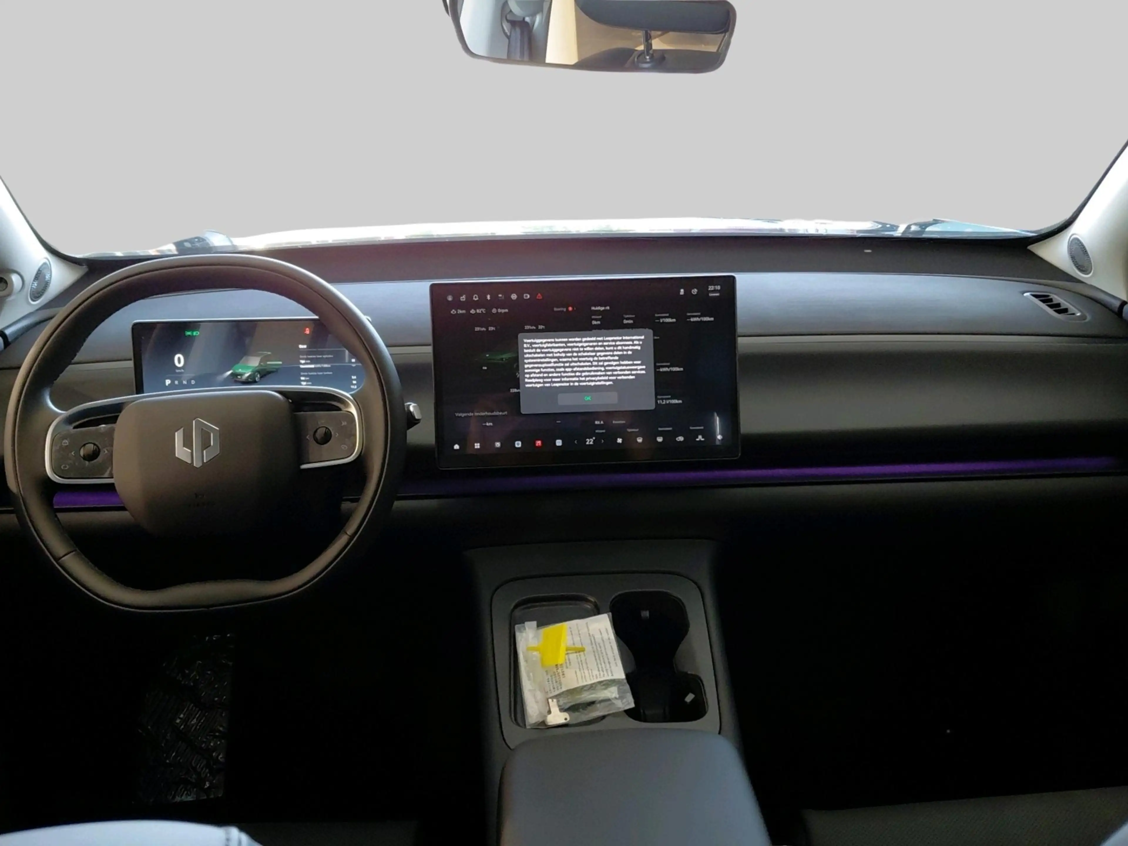 Leapmotor C10 Design REEV 28.4 kWh | Achterbank in delen neerkla — photo 4