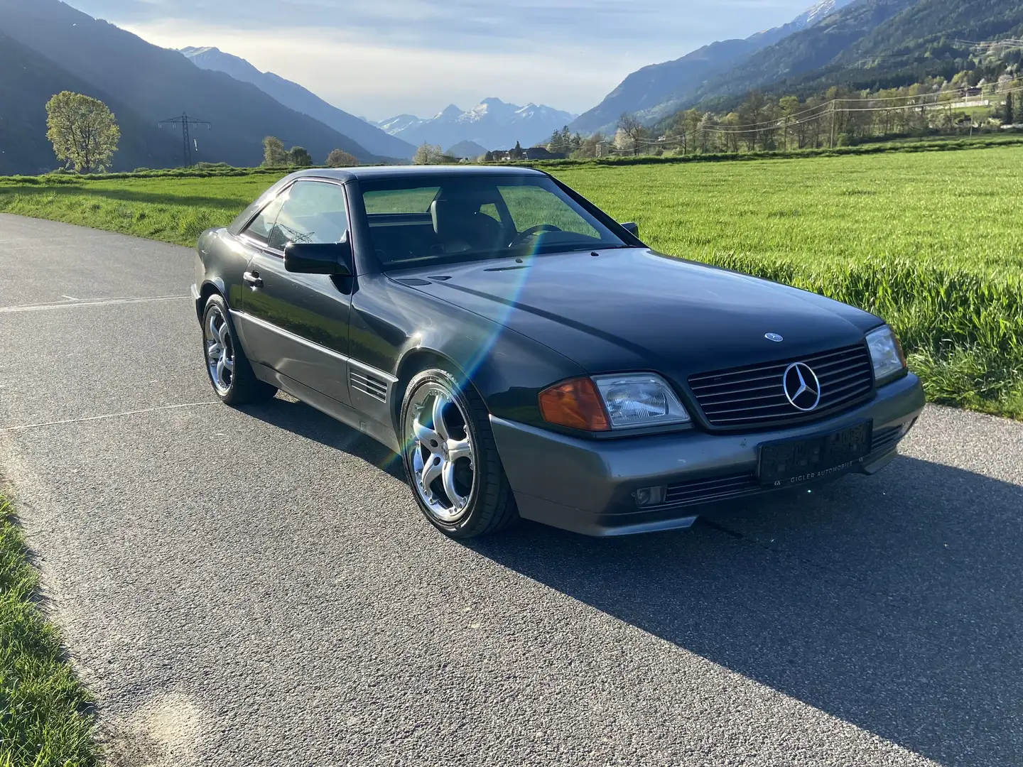 Mercedes-Benz SL 300 Roadster - 2