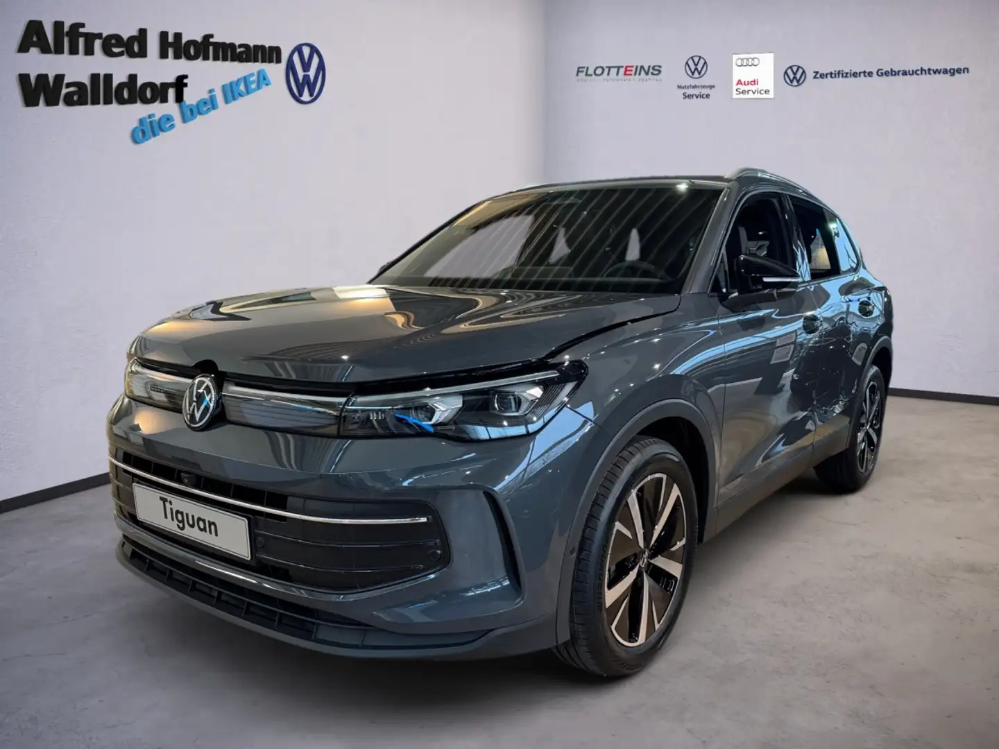 Volkswagen Tiguan Life 2.0 l TDI DSG Gris - 1