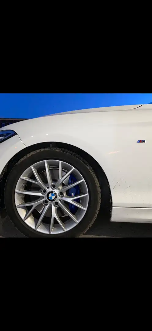 BMW 220 220d Coupé M Sport Aut. M Sport Weiß - 2