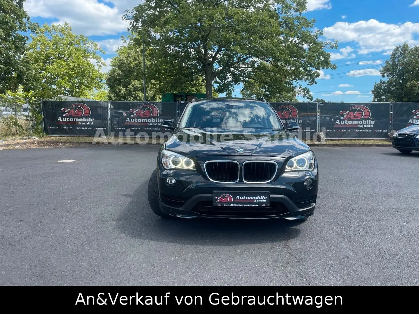 BMW X1 Baureihe X1 18 d xDrive*Navi*PDC*Key-Less*Xen Schwarz - 2