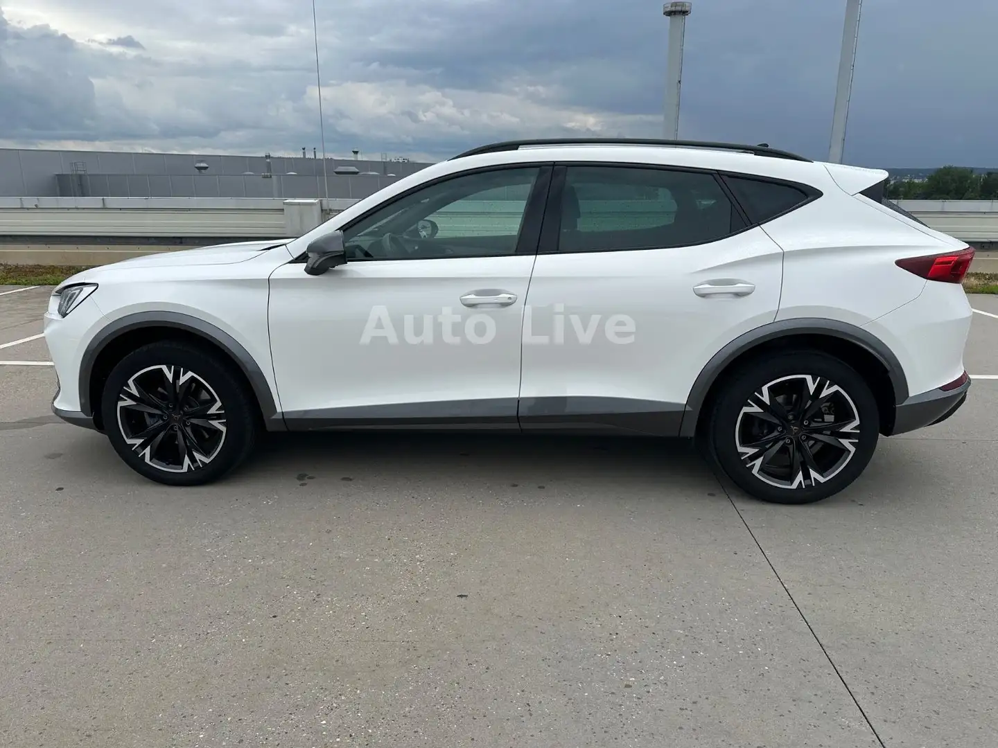 CUPRA Formentor 1.5 TSI*AUTO*VIRTU*NAVI*LED*KAMERA-360 Weiß - 2