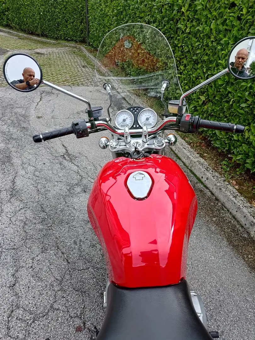 Ducati 1000 GT Rosso - 2