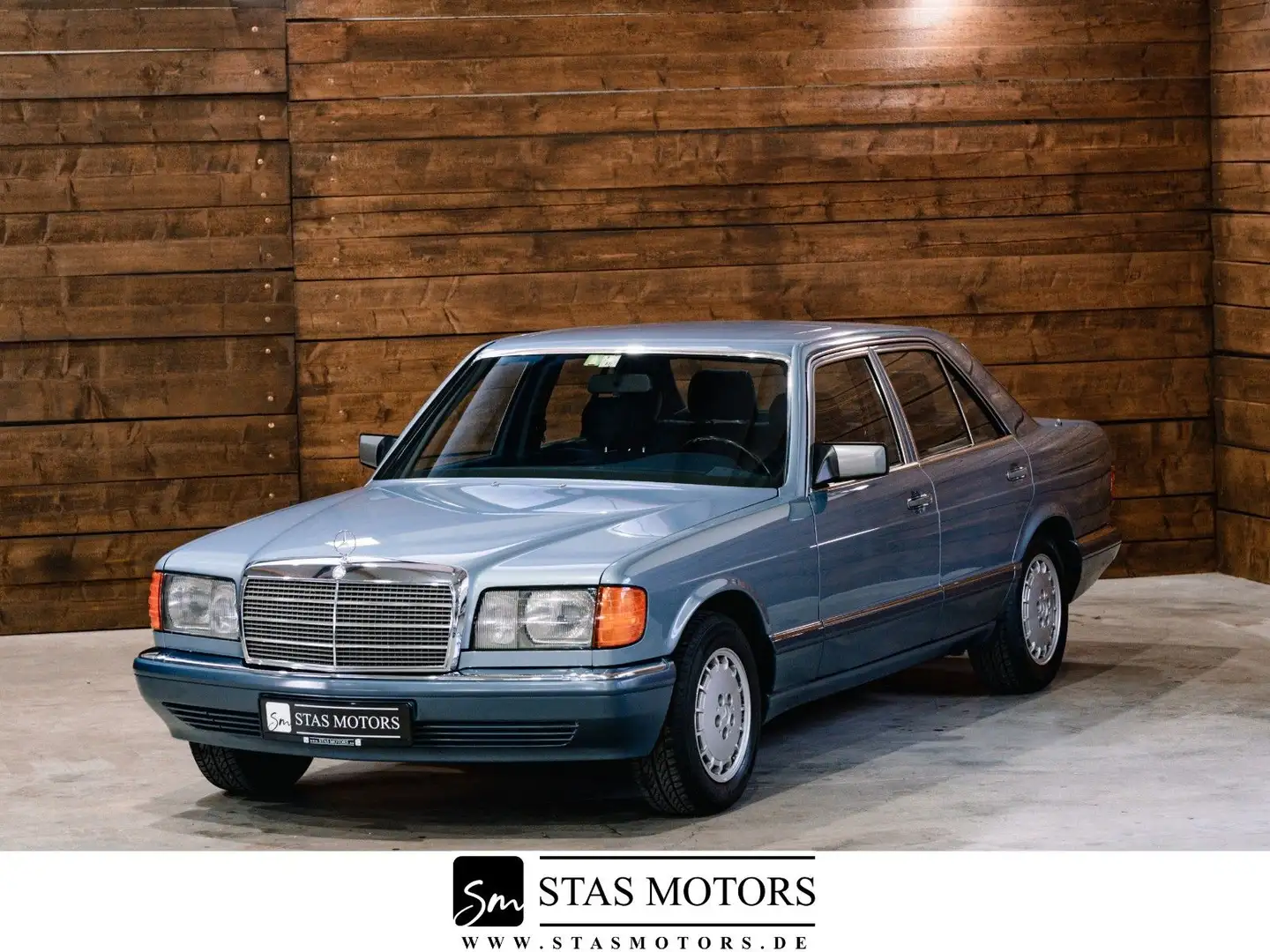Mercedes-Benz 300 SE W126 | 2. HAND | DEUTSCH | SCHECKHEFT Modrá - 1