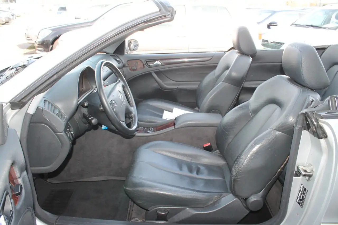 Mercedes-Benz CLK 230 KOMPRESSOR ELEGANCE *TÜV-NEU*, foto 8