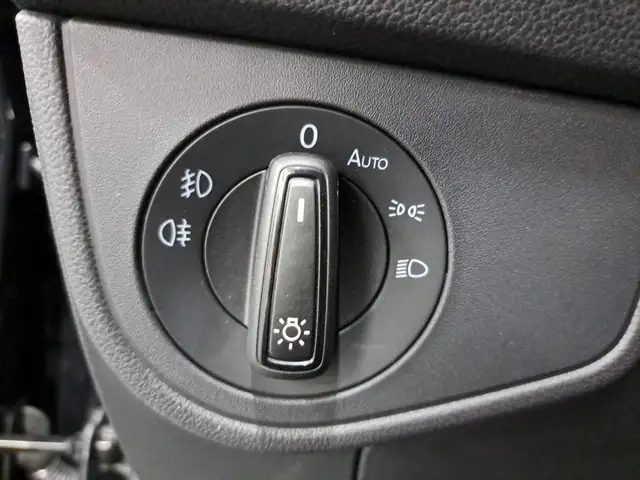 Volkswagen Taigo view 9