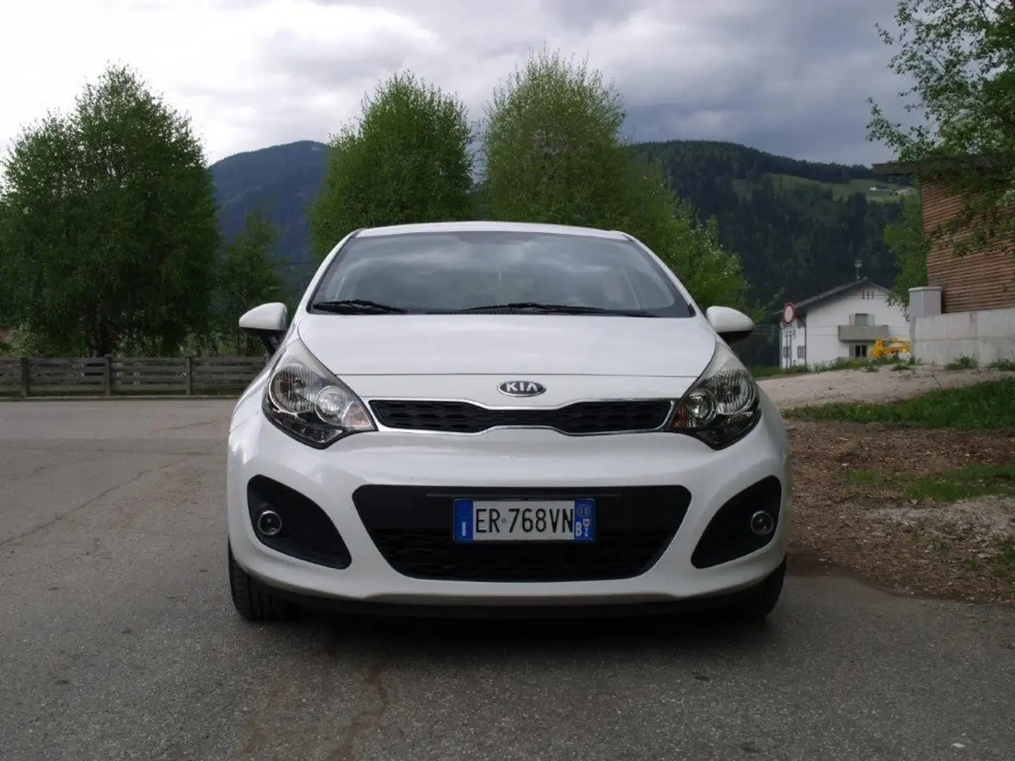 Kia Rio 1.1 Crdi Bianco - 2