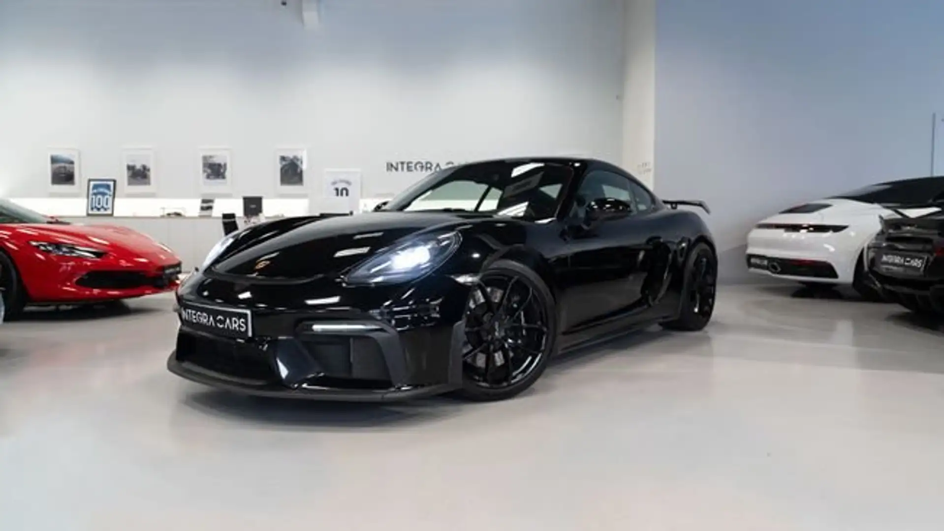 Porsche 718 Spyder CAYMAN GT4 Noir - 2